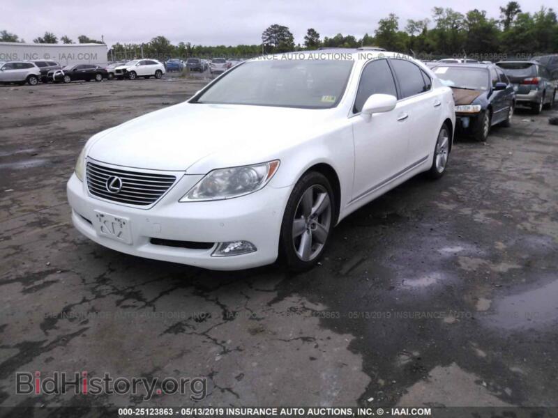 2008 Lexus LS (VIN JTHGL46F885025721) — фото 2 из 10