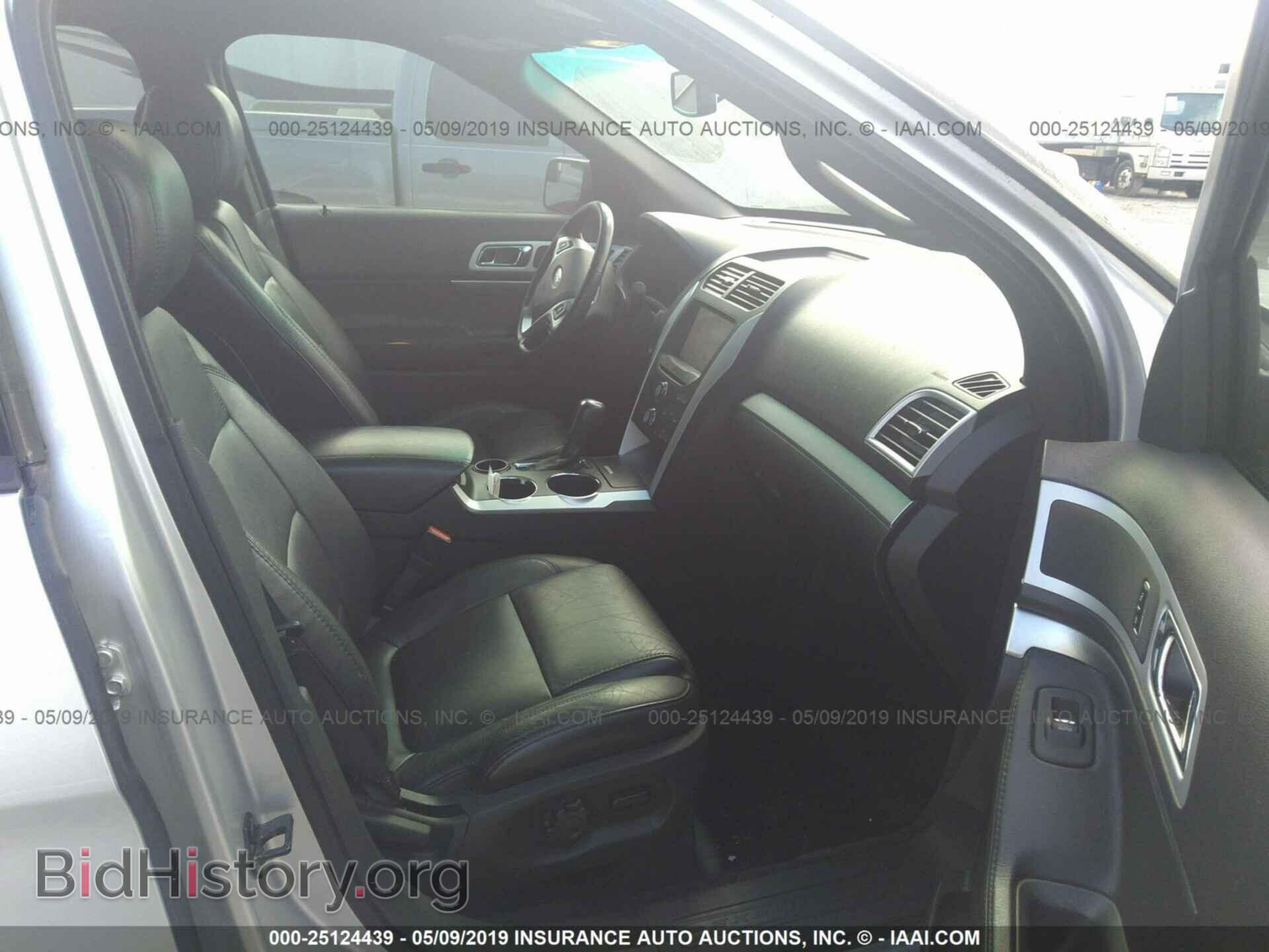 2011 Ford Explorer - VIN: 1FMHK7D88BGA86332 - Фото 5