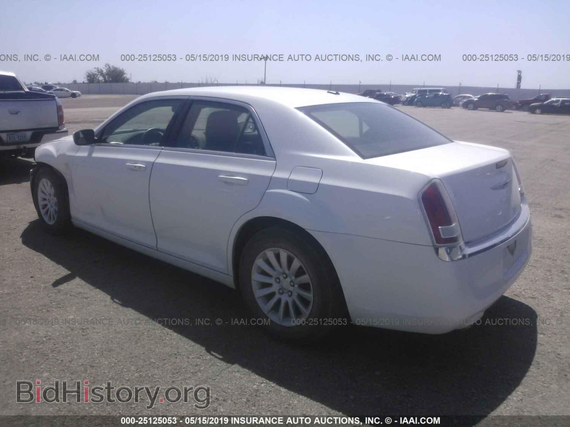 2013 CHRYSLER 300 - VIN: 2C3CCAAG5DH527186 - Фото 3