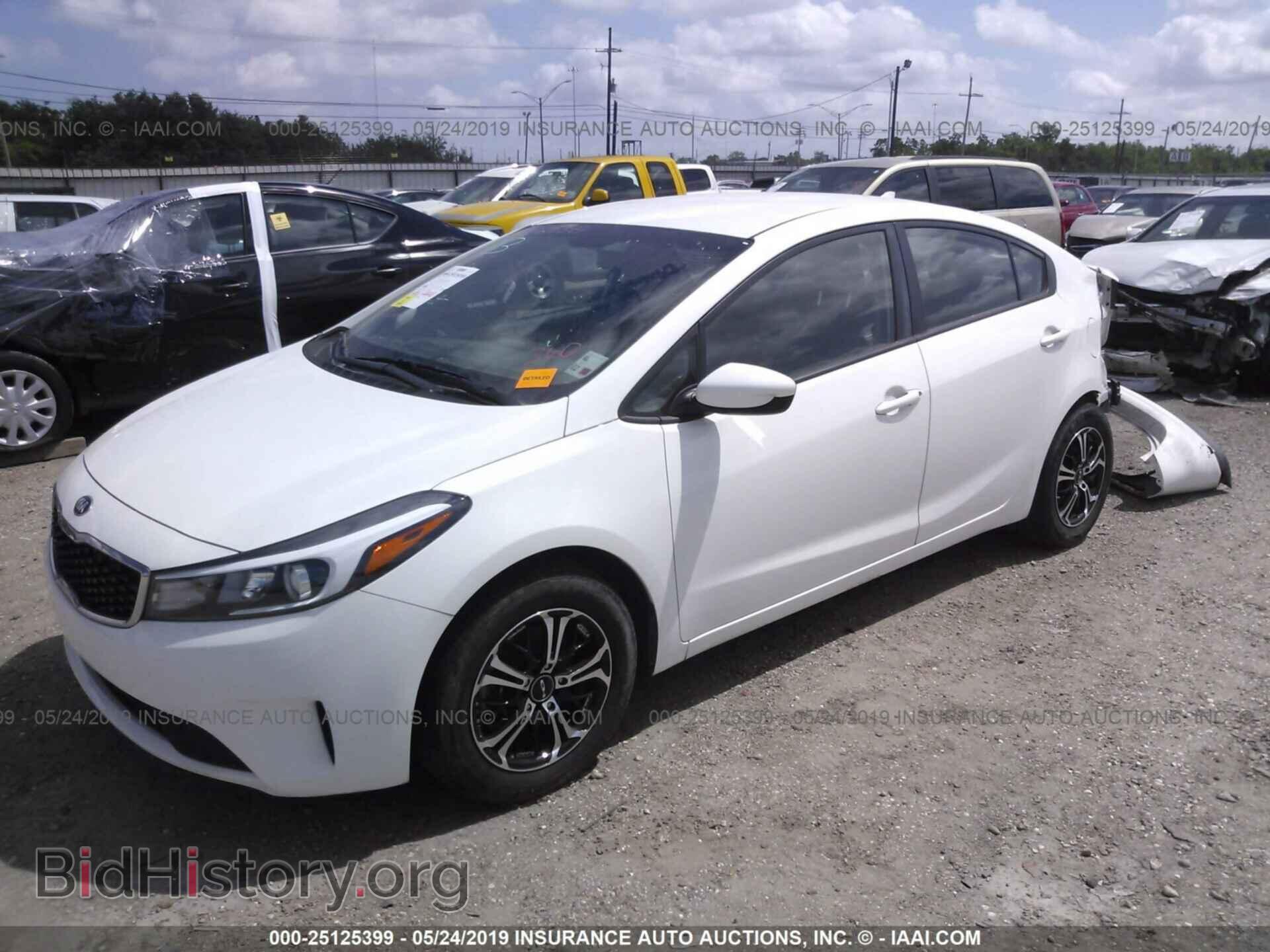 2017 KIA FORTE - VIN: 3KPFK4A75HE079787 - Photo 2