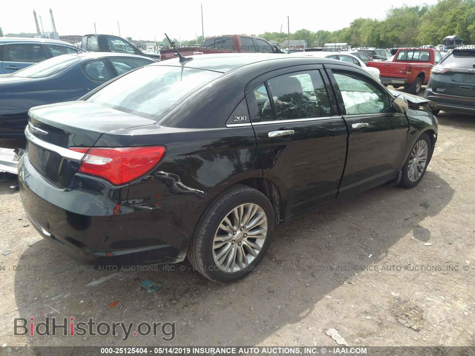 2013 CHRYSLER 200 - VIN: 1C3CCBCG1DN522223 - Photo 4