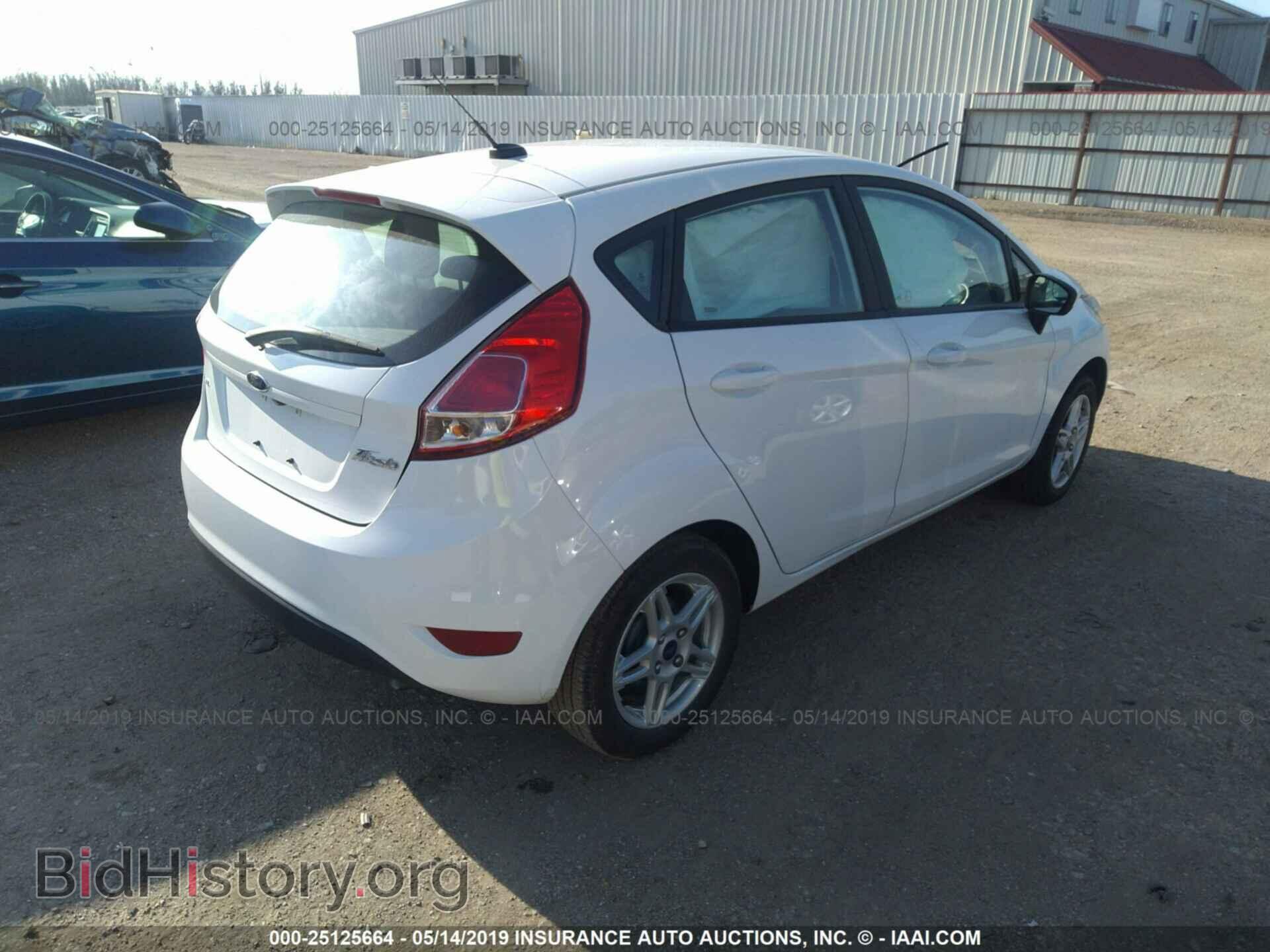 2018 FORD FIESTA - VIN: 3FADP4EJ3JM119042 - Фото 4