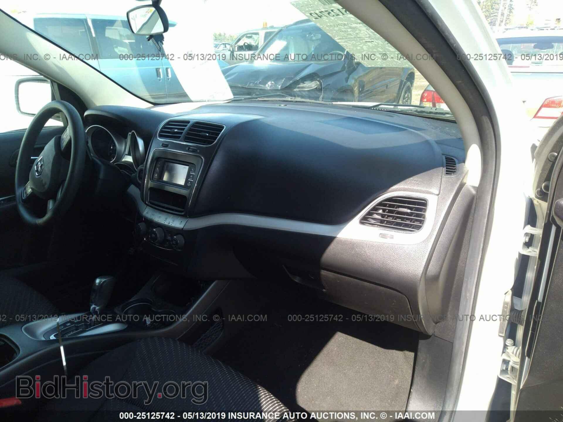 2016 DODGE JOURNEY - VIN: 3C4PDCAB7GT166307 - Фото 5