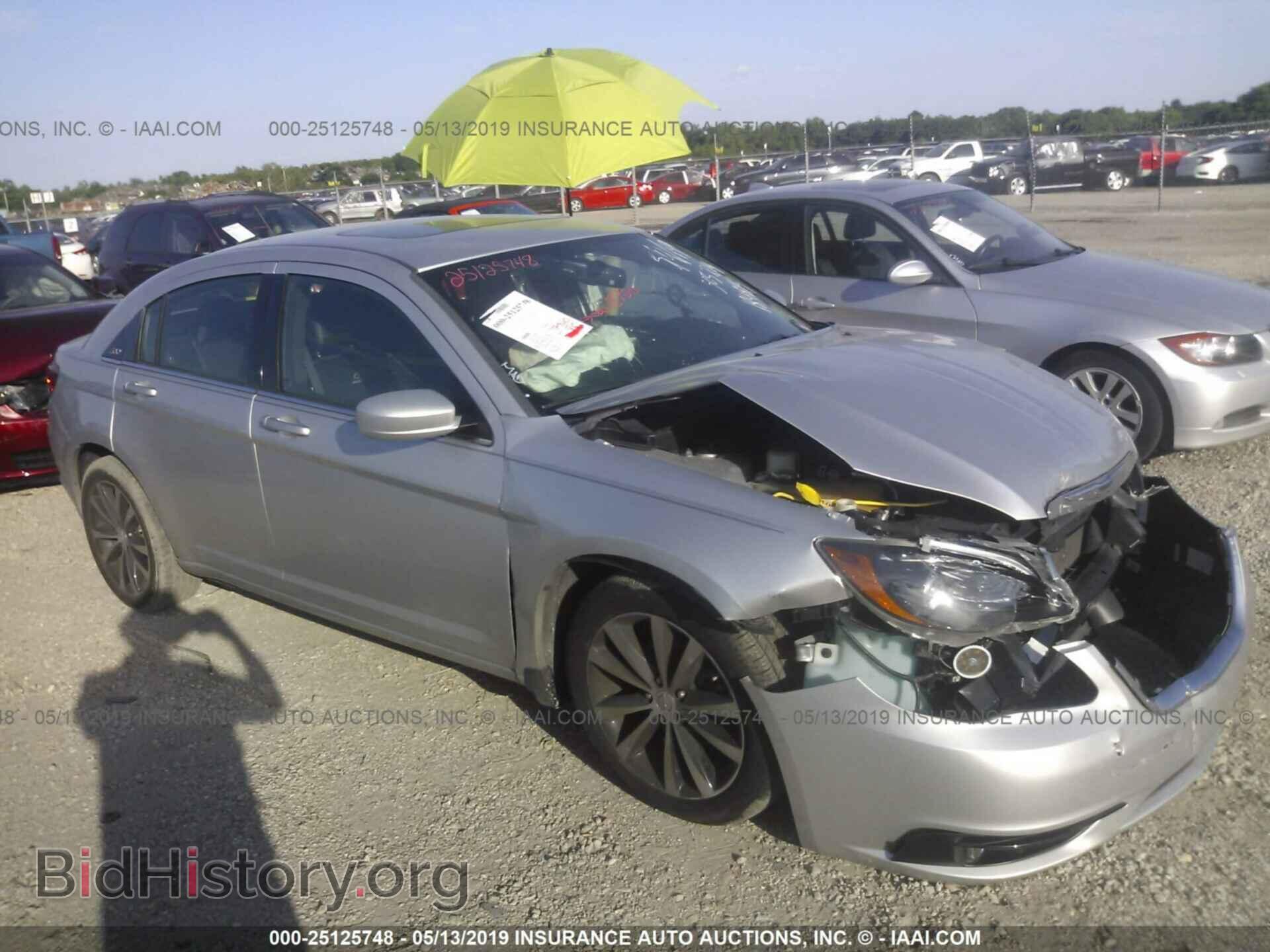 Фотография 1C3CCBHG1CN305214 - CHRYSLER 200 2012