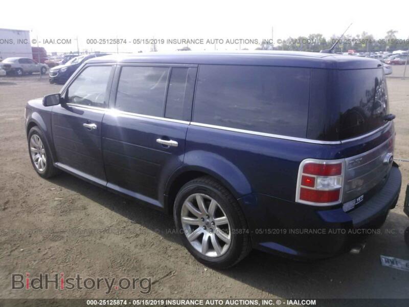 2011 Ford FLEX (VIN 2FMGK5DC1BBD16188) — фото 3 из 10