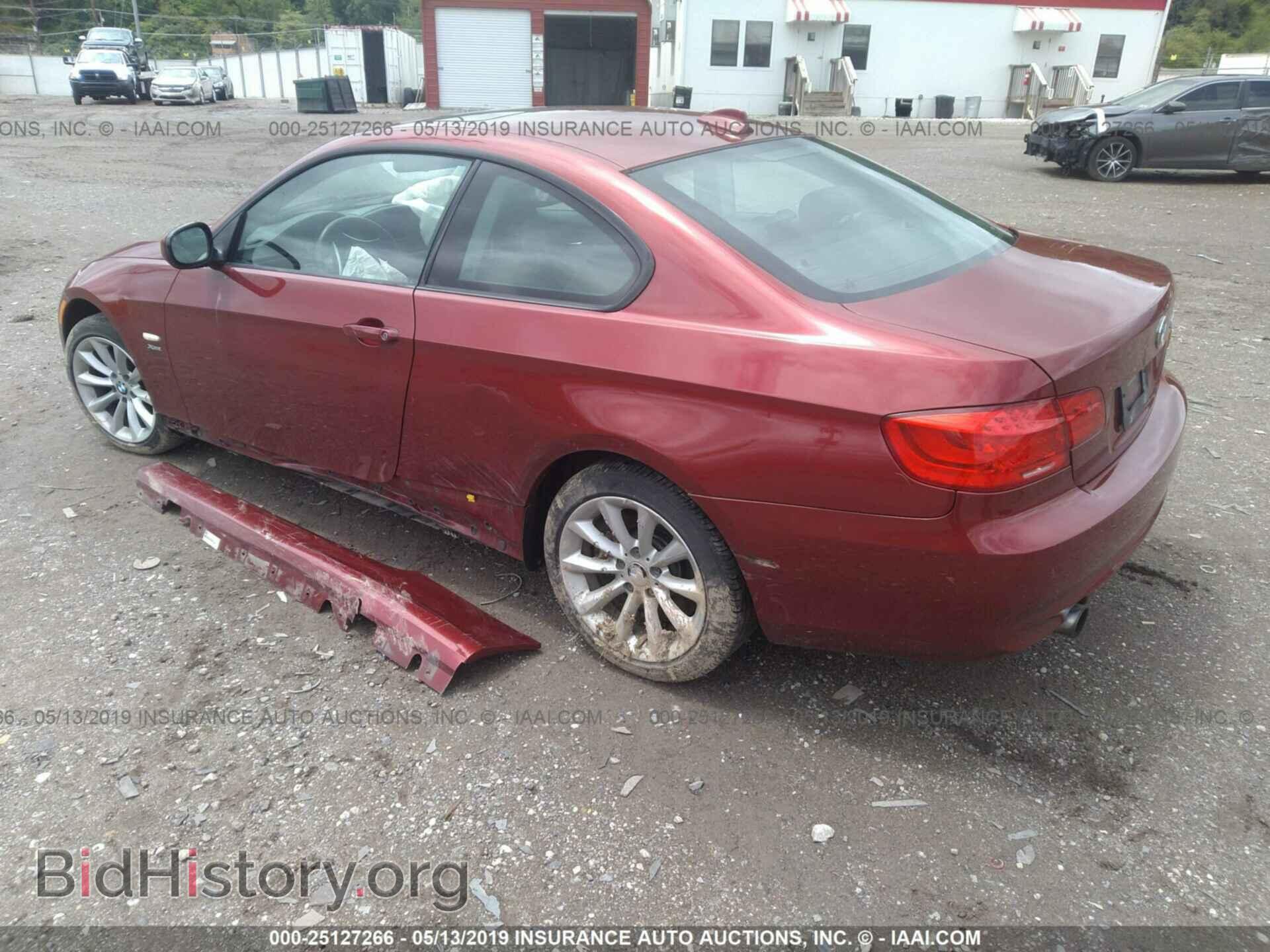 2011 BMW 335 - VIN: WBAKF9C51BE619406 - Фото 3