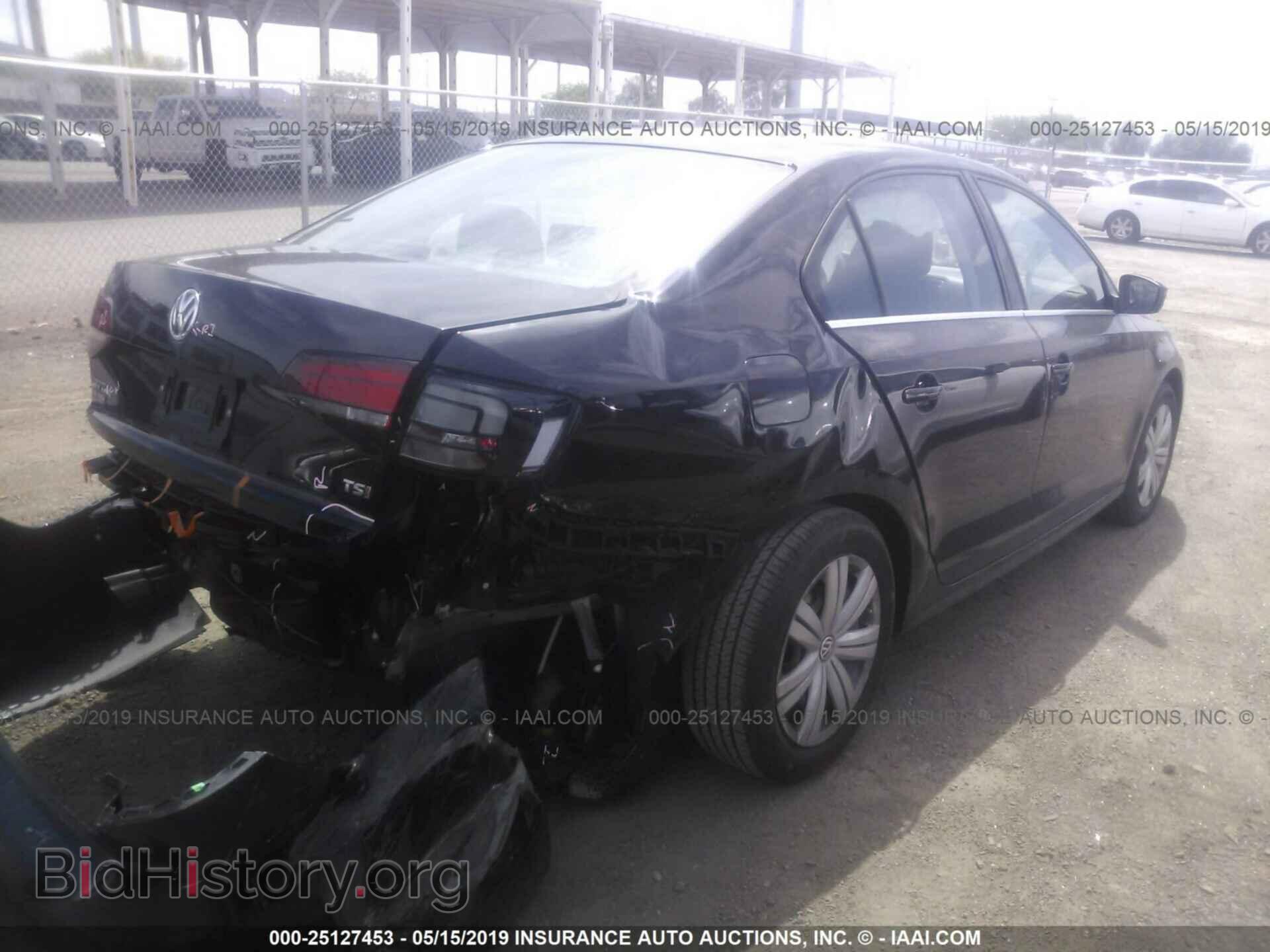 2017 VOLKSWAGEN JETTA - VIN: 3VW2B7AJ4HM404413 - Фото 4