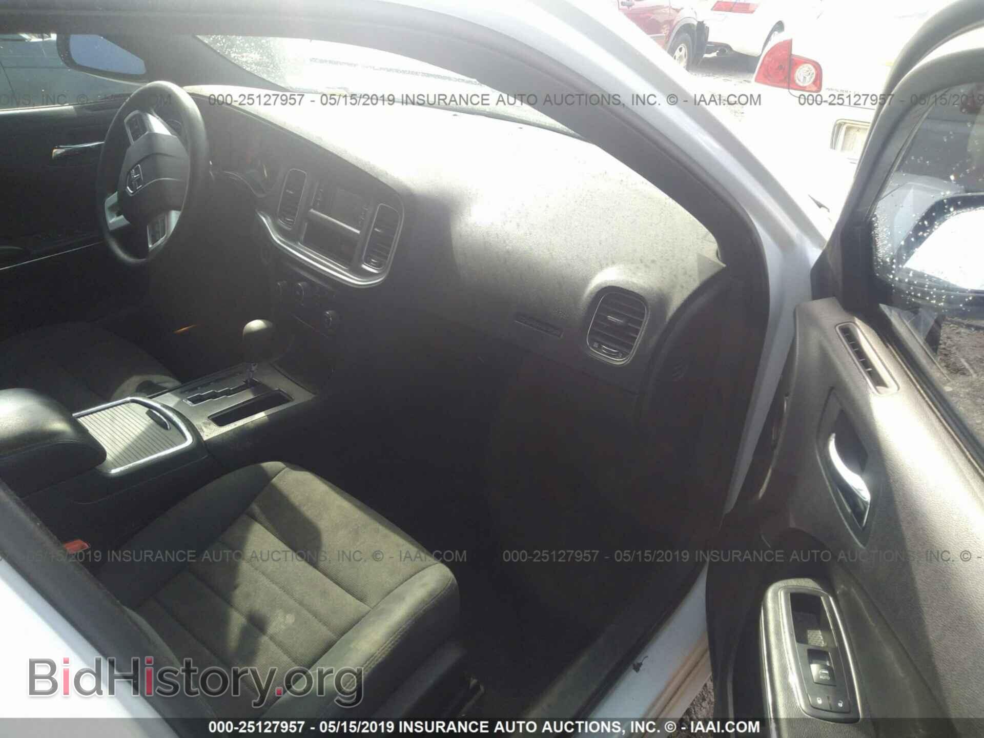 2011 DODGE CHARGER - VIN: 2B3CL3CG3BH586398 - Фото 5
