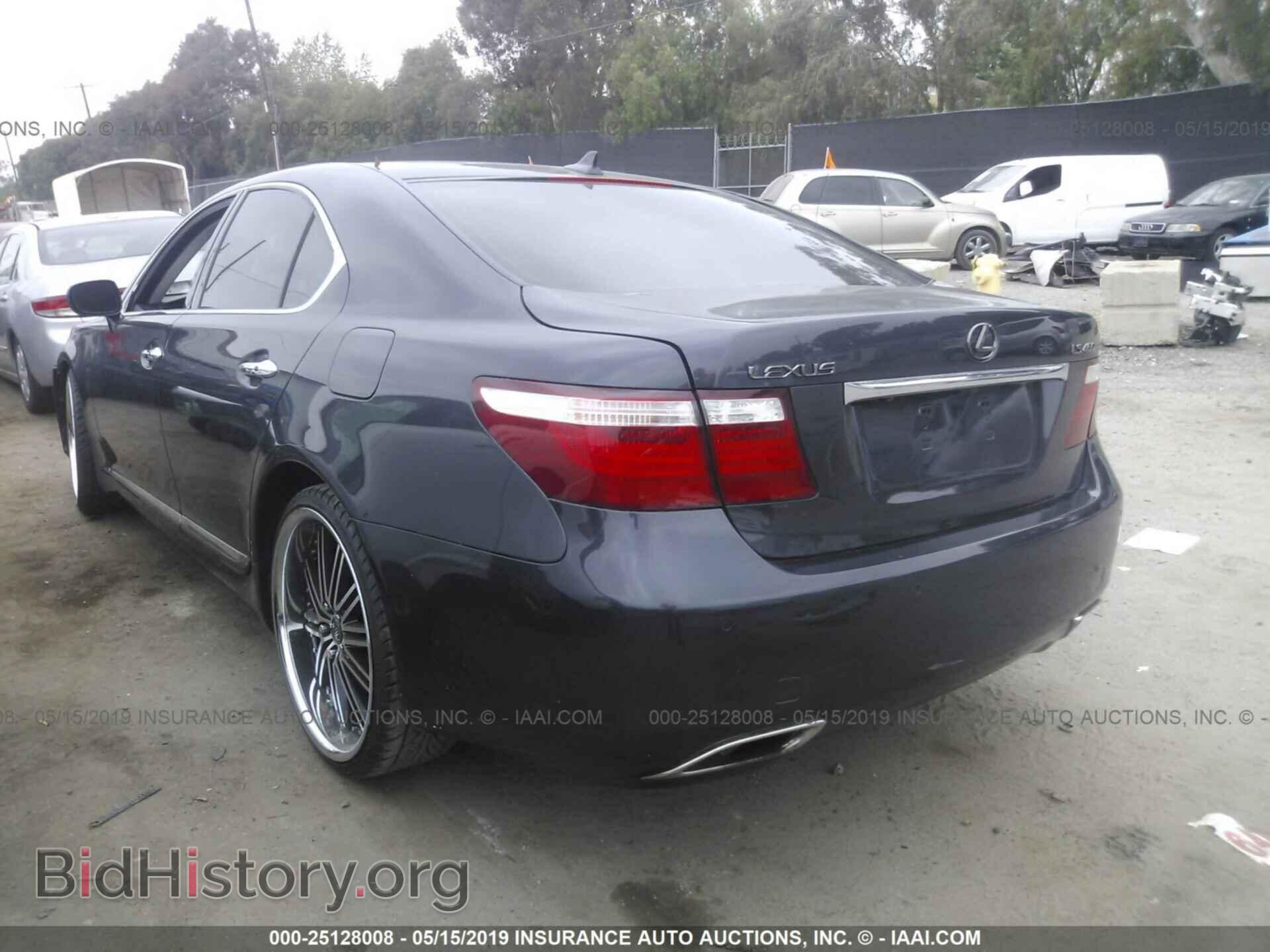 2007 LEXUS LS - VIN: JTHBL46F175028047 - Фото 3