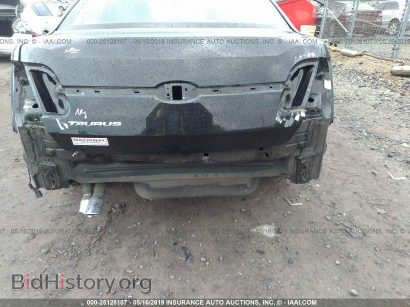 2011 Ford TAURUS (VIN 1FAHP2DW6BG130826) — photo 6 of 10