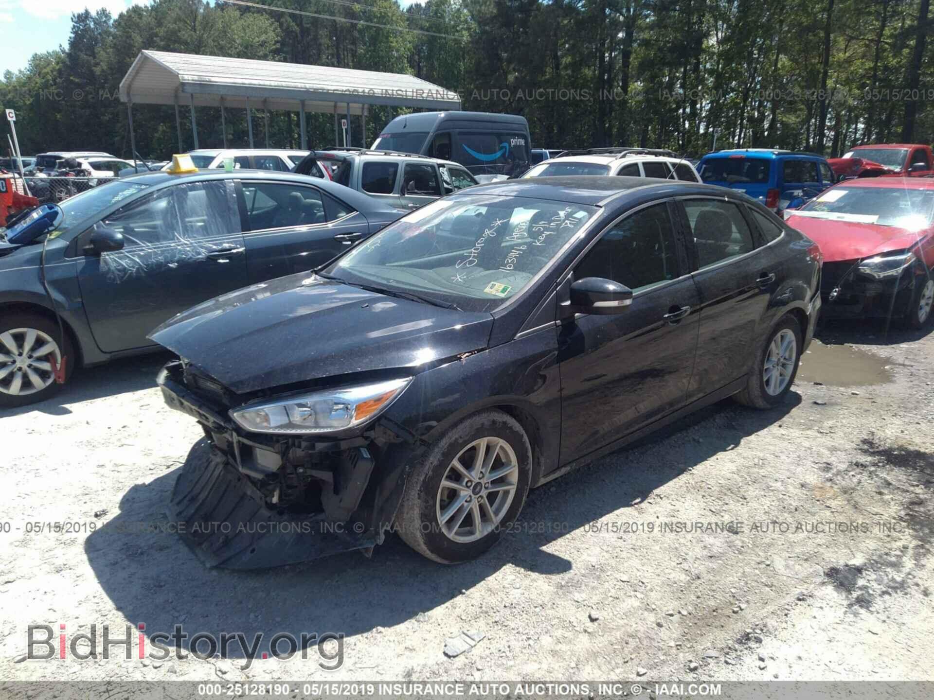 2017 FORD FOCUS - VIN: 1FADP3F2XHL327609 - Фото 2