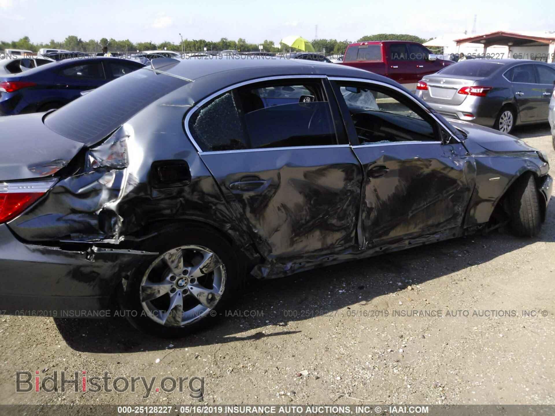 2008 BMW 528 - VIN: WBANU53528CT13587 - Фото 6