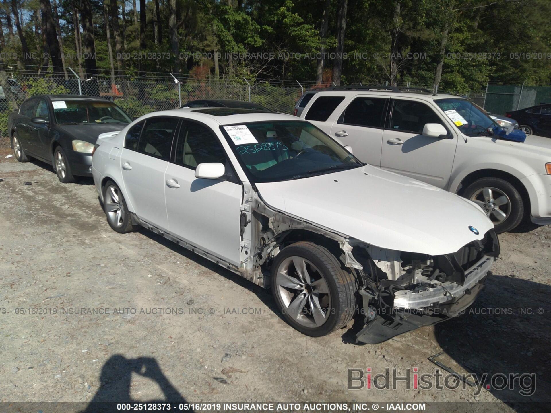 Photo WBANU53558CT13762 - BMW 528 2008