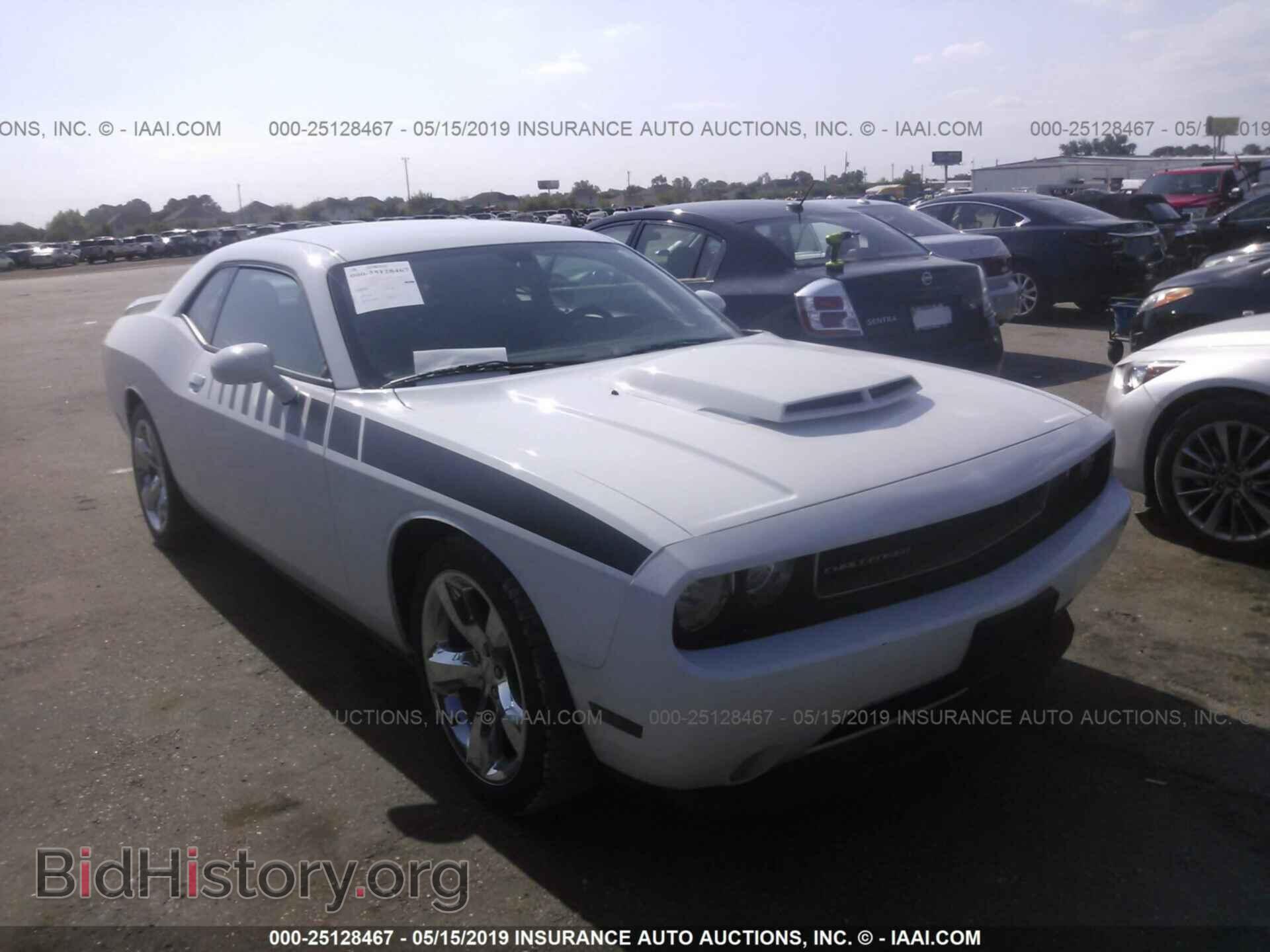 Photo 2C3CDYBT3DH616076 - DODGE CHALLENGER 2013
