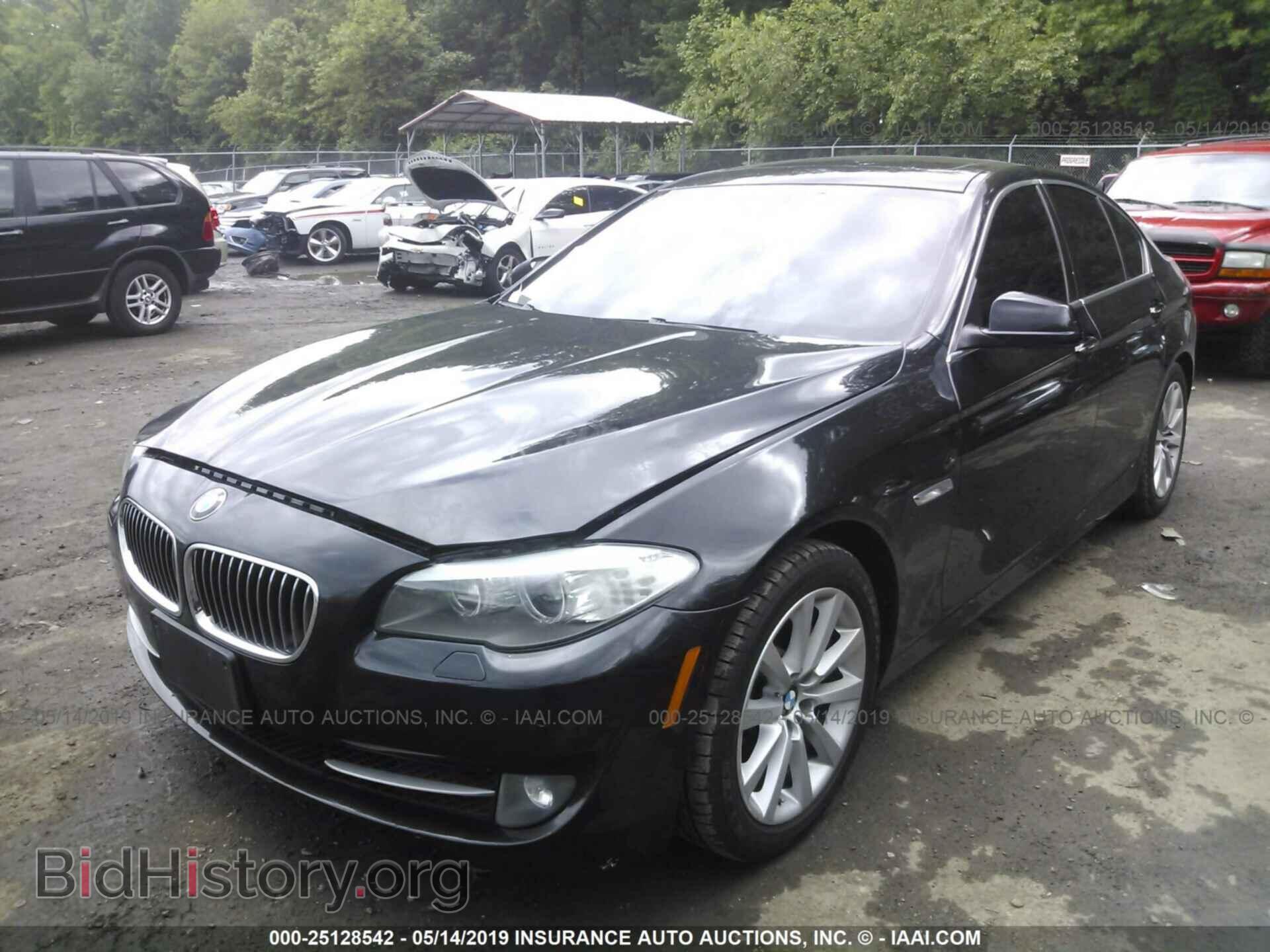 2013 BMW 528 - VIN: WBAXH5C55DD108203 - Фото 2