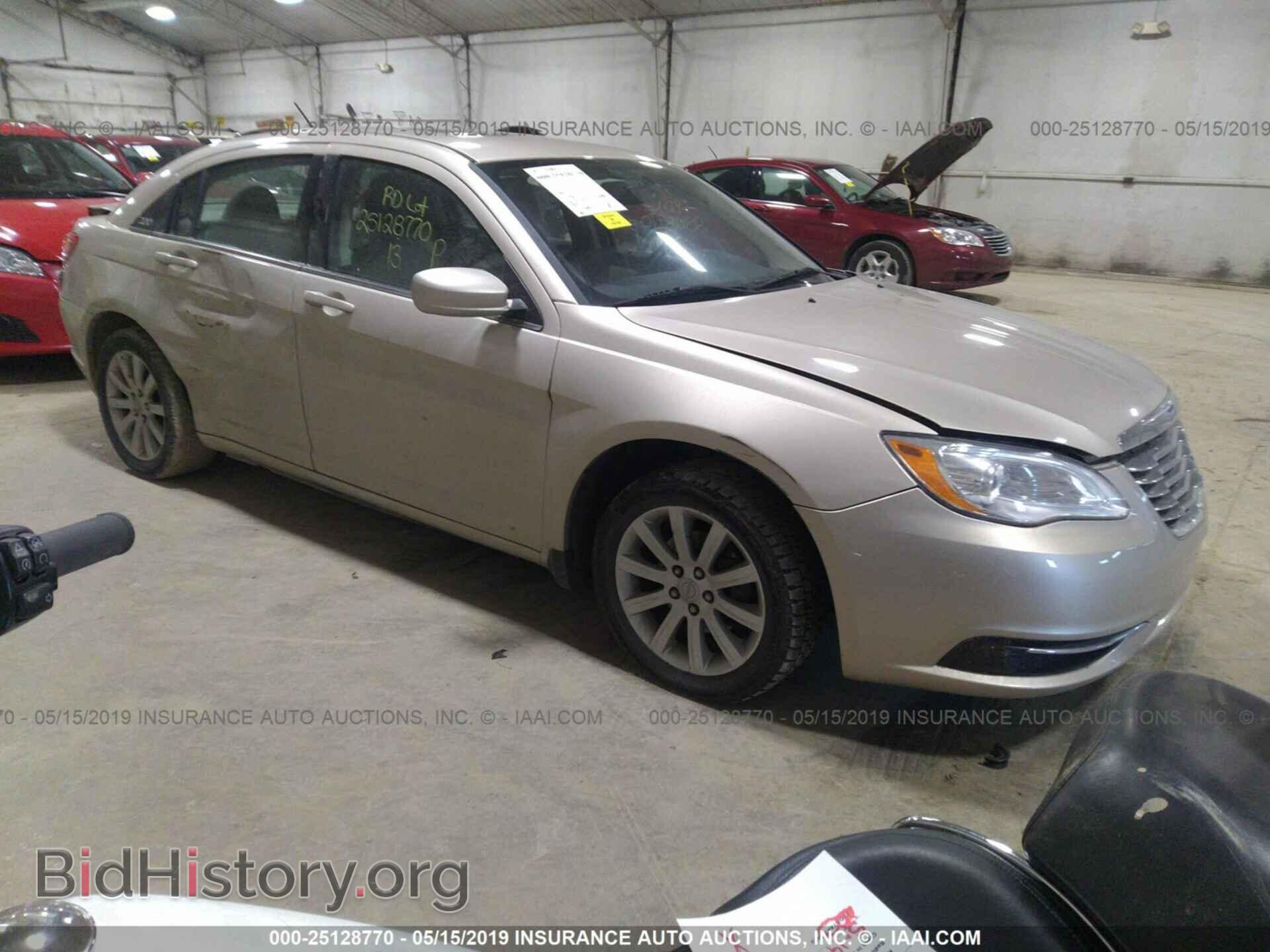 Фотография 1C3CCBBB6DN575117 - CHRYSLER 200 2013