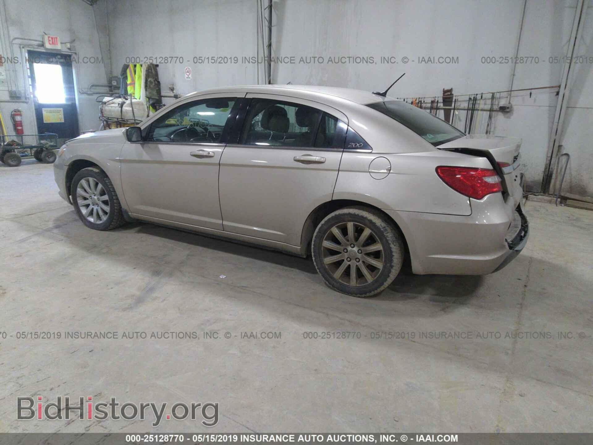2013 CHRYSLER 200 - VIN: 1C3CCBBB6DN575117 - Фото 3