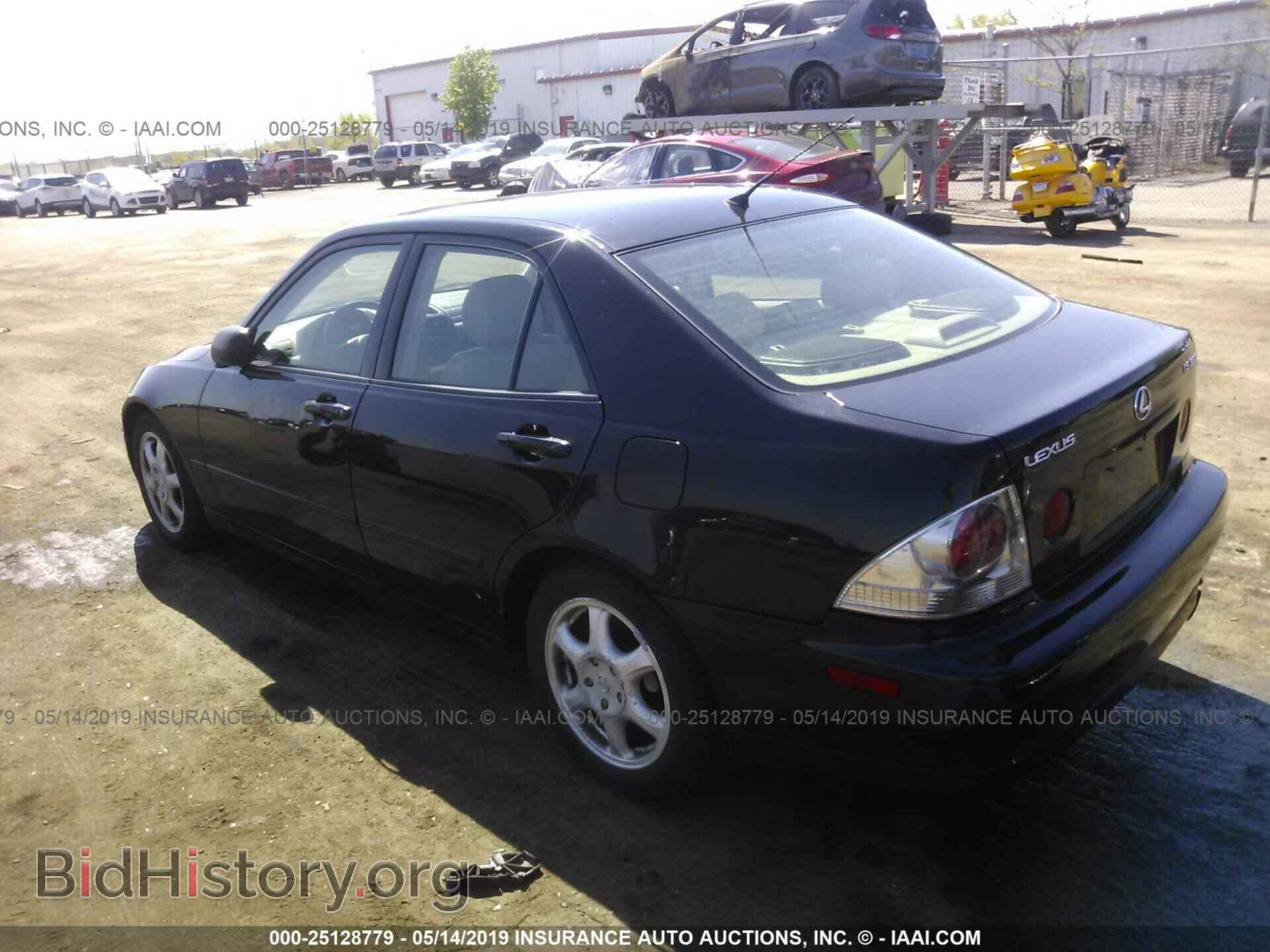 2001 LEXUS IS - VIN: JTHBD182010031354 - Photo 3