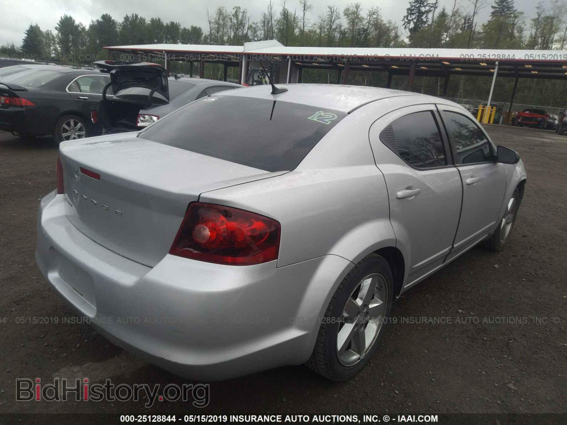2011 DODGE AVENGER - VIN: 1B3BD4FB1BN551543 - Фото 4