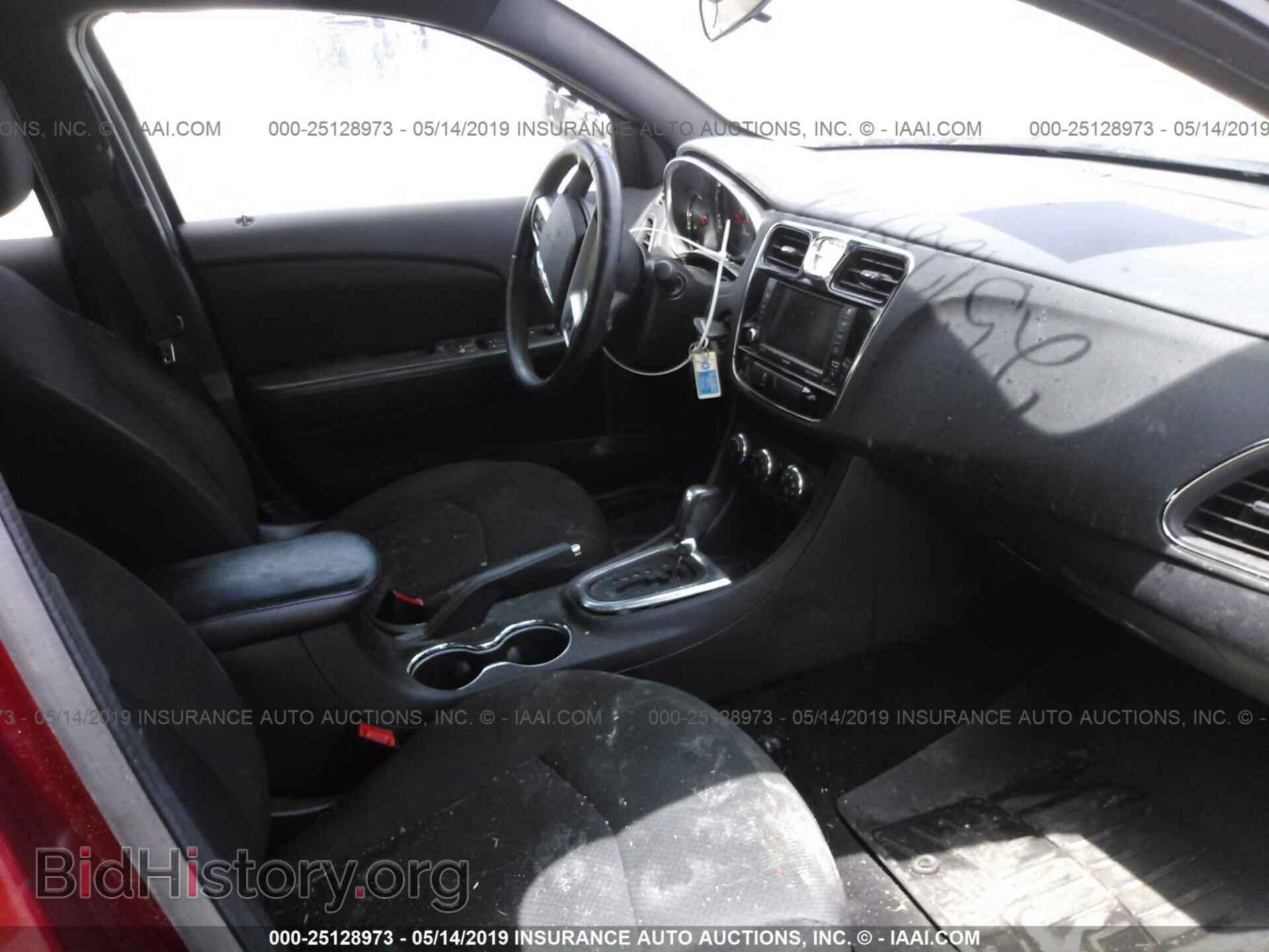 2012 CHRYSLER 200 - VIN: 1C3CCBBG4CN205925 - Фото 5