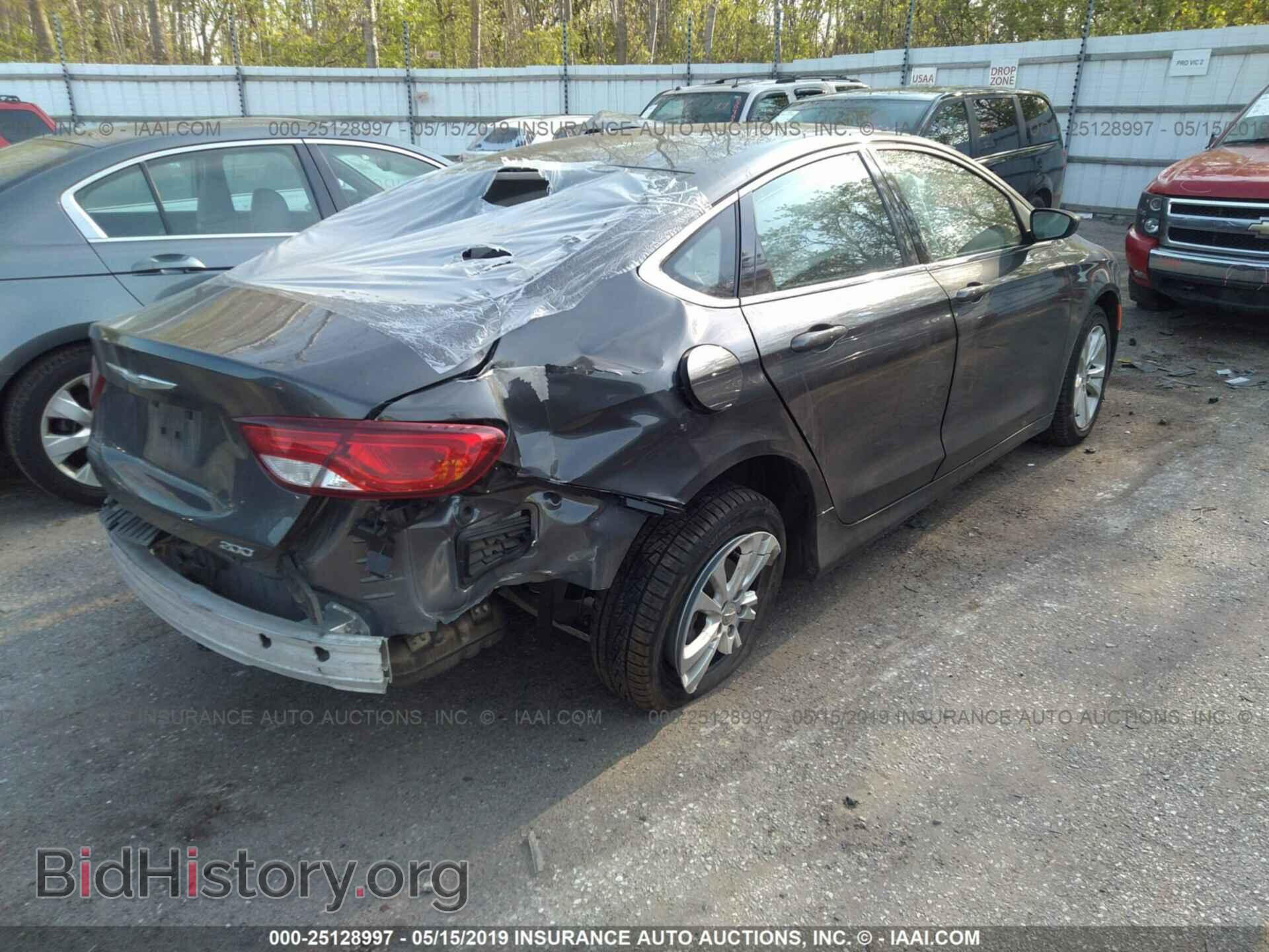 2015 CHRYSLER 200 - VIN: 1C3CCCAB3FN502846 - Фото 4