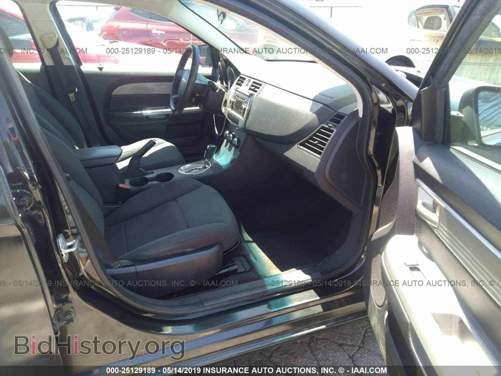 2010 CHRYSLER SEBRING - VIN: 1C3CC4FB6AN176564 - Photo 5