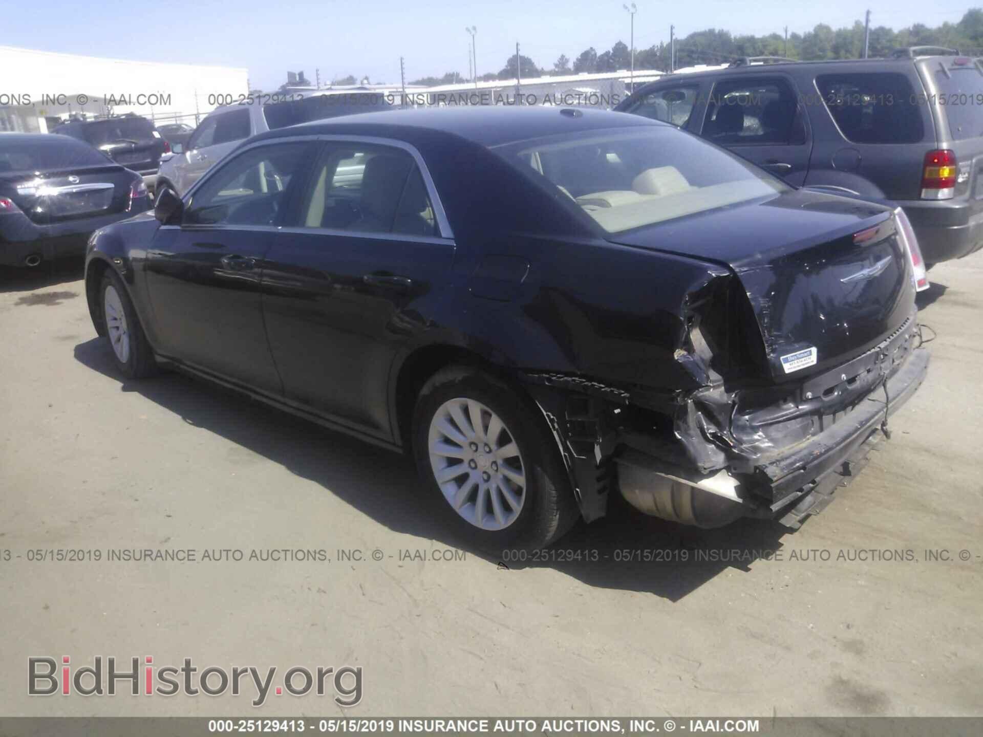 2014 CHRYSLER 300 - VIN: 2C3CCAAG1EH373061 - Фото 3