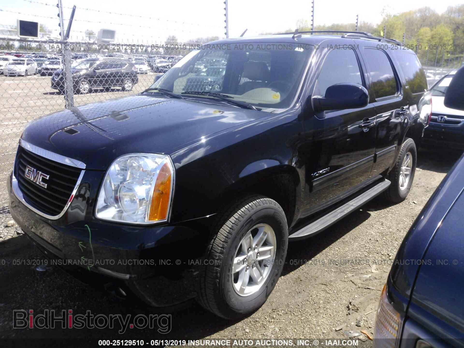 2011 GMC YUKON - VIN: 1GKS2CE09BR372162 - Фото 2