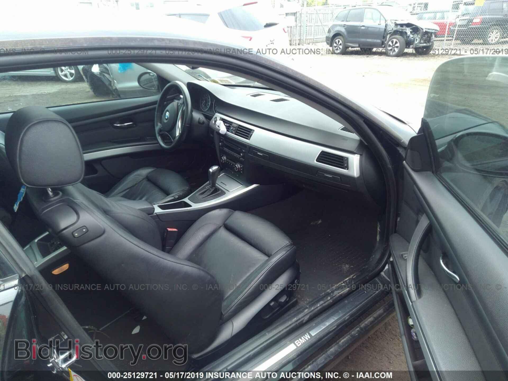 2009 BMW 335 - VIN: WBAWC735X9E067784 - Фото 5