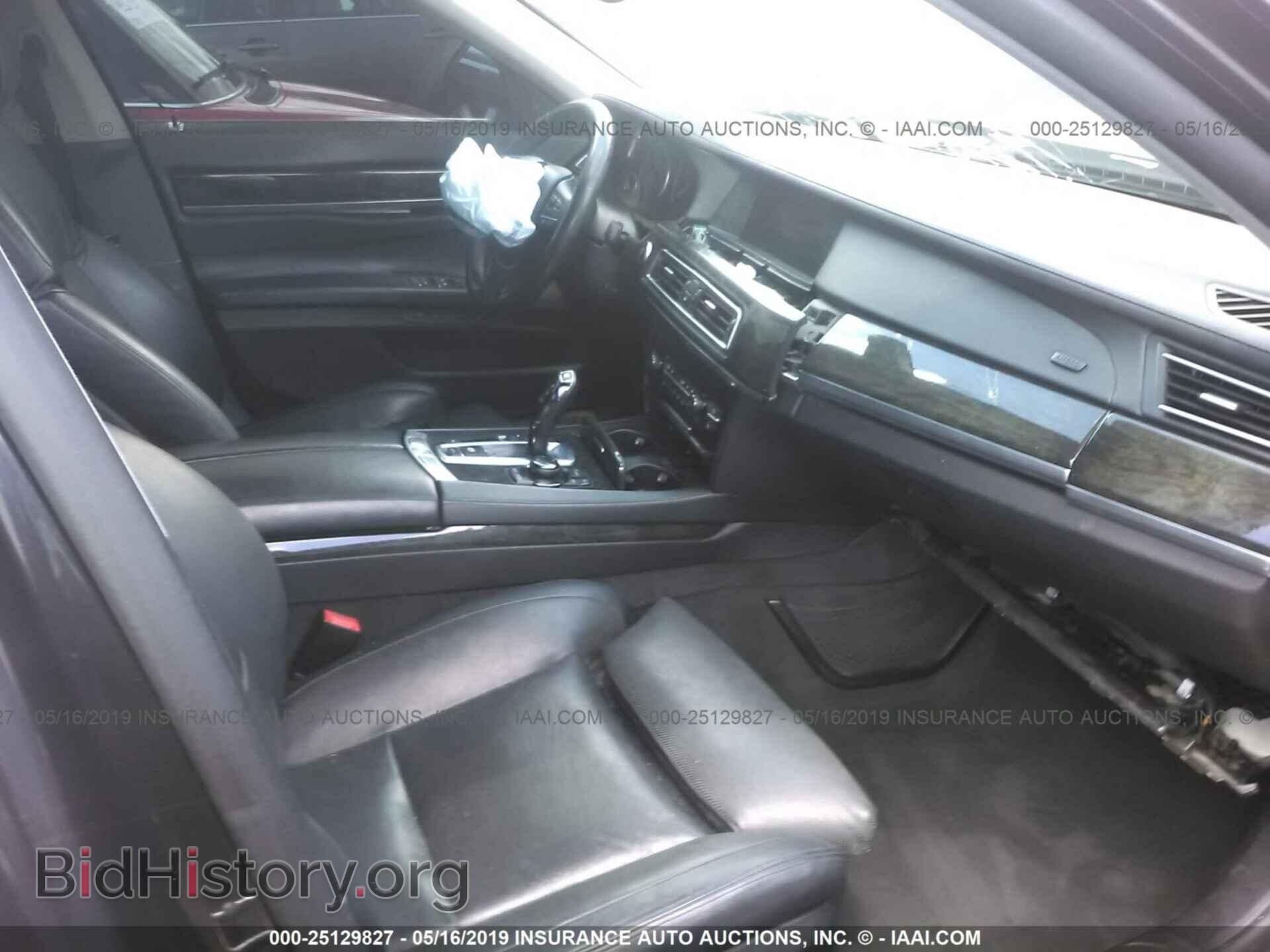 2012 BMW 750 - VIN: WBAKB8C53CC962978 - Фото 5