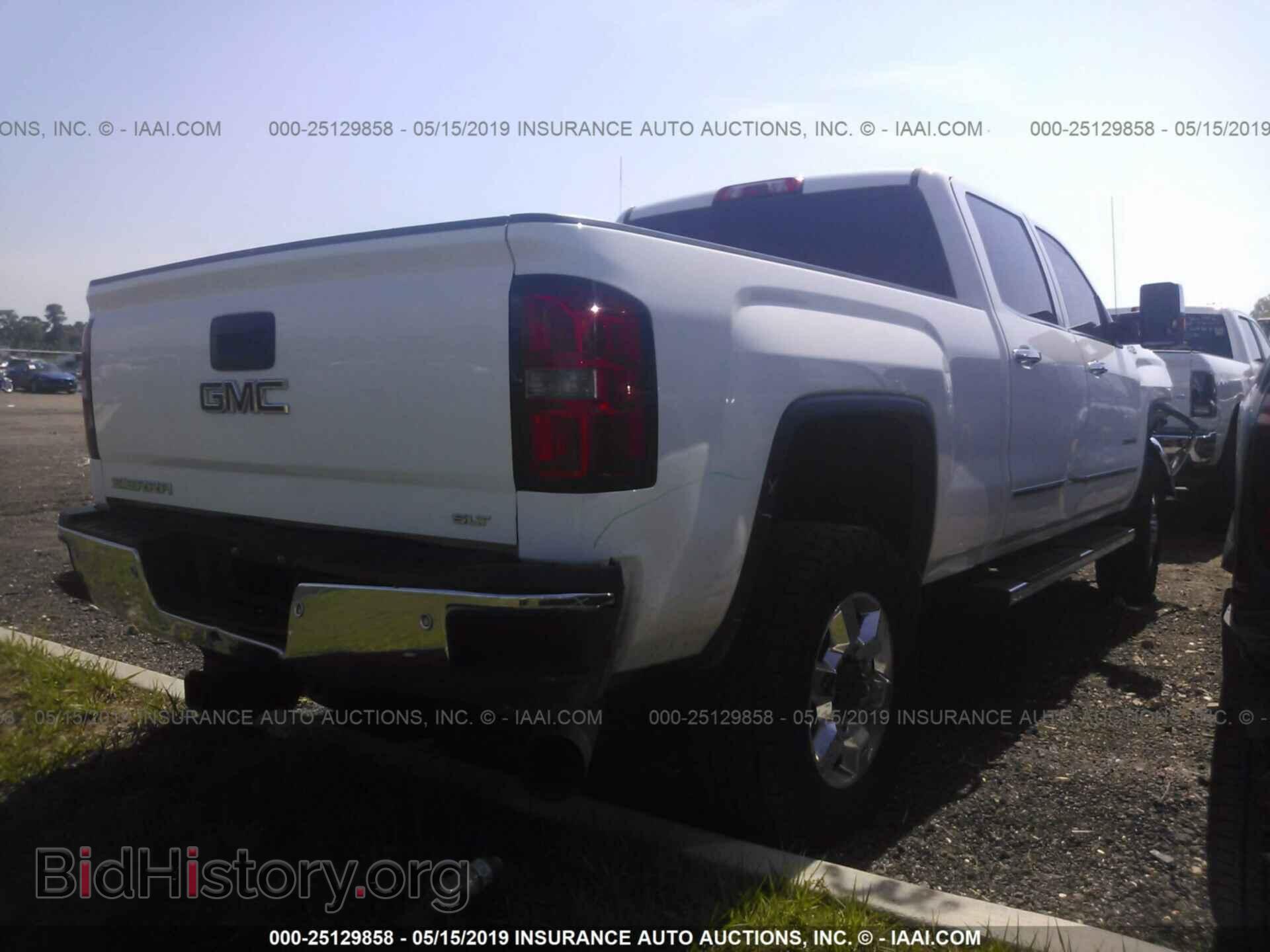 2015 GMC SIERRA - VIN: 1GT12ZE83FF540336 - Photo 4