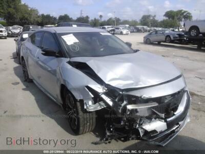 2017 Nissan MAXIMA, silver — VIN 1N4AA6AP9HC421585, IAAI