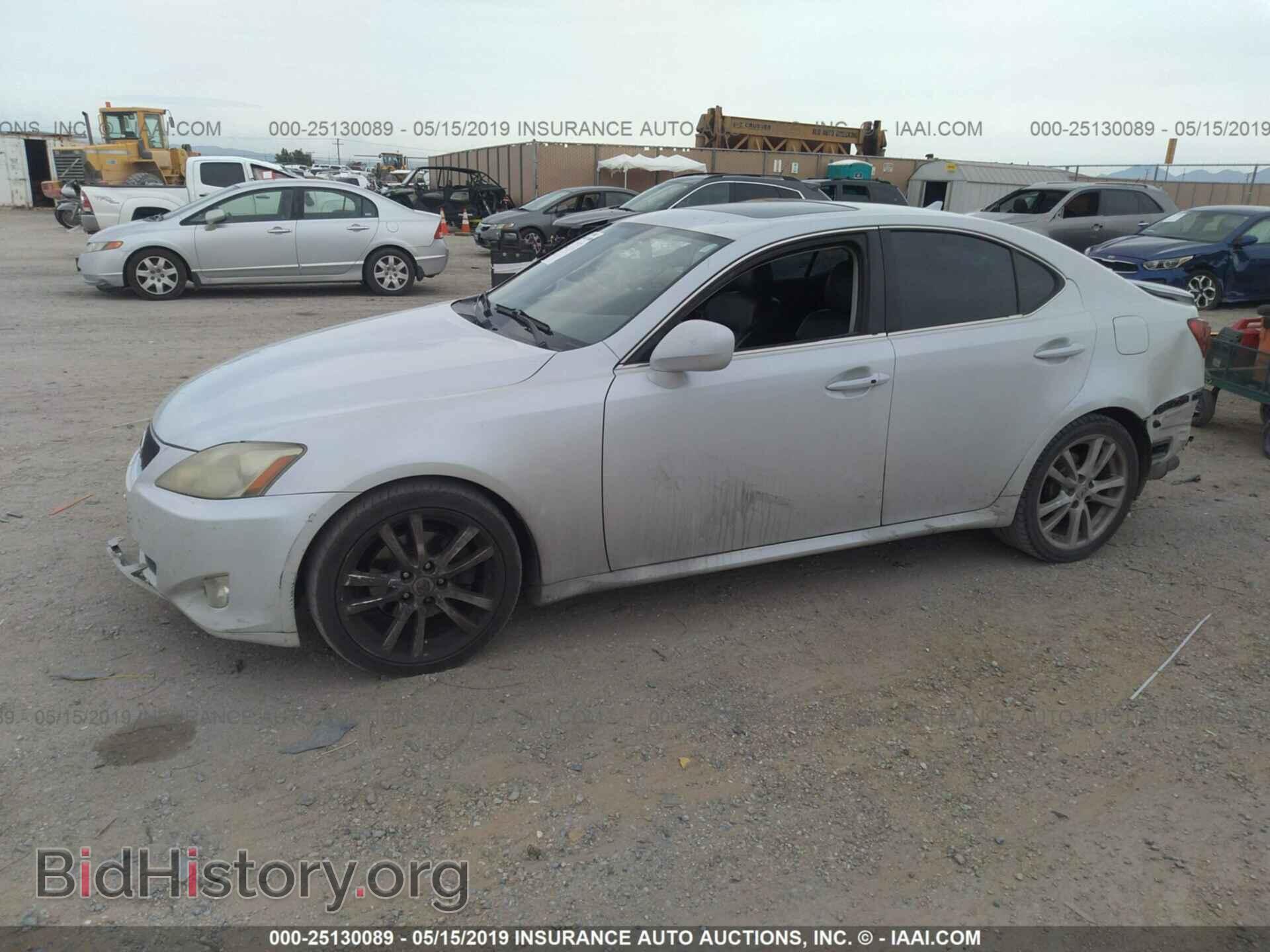2007 LEXUS IS - VIN: JTHBK262372027083 - Фото 2