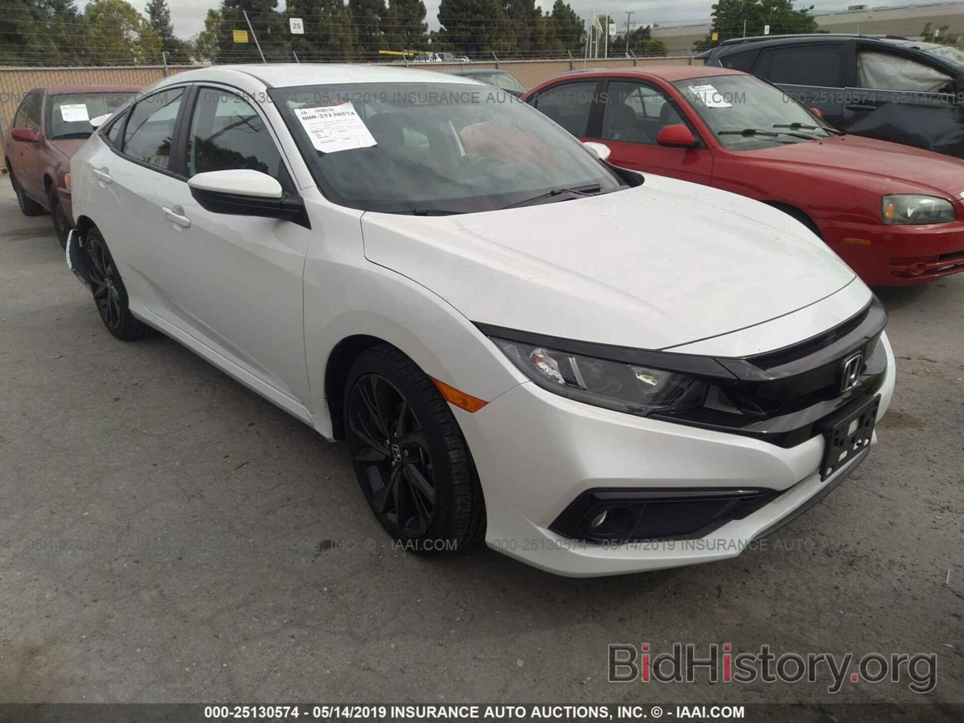 Photo 19XFC2F84KE203008 - HONDA CIVIC 2019