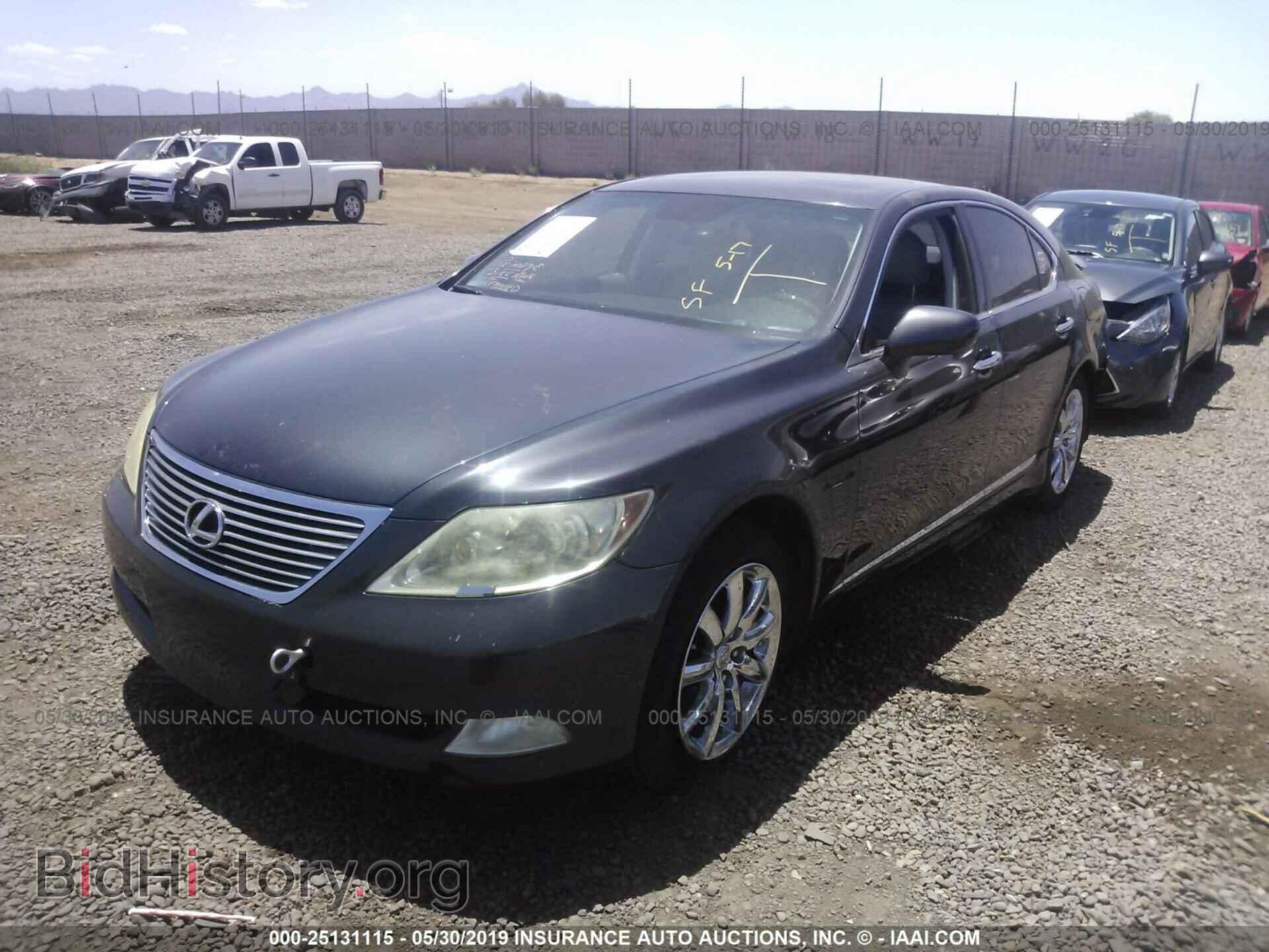 2007 LEXUS LS - VIN: JTHBL46F075045227 - Photo 2