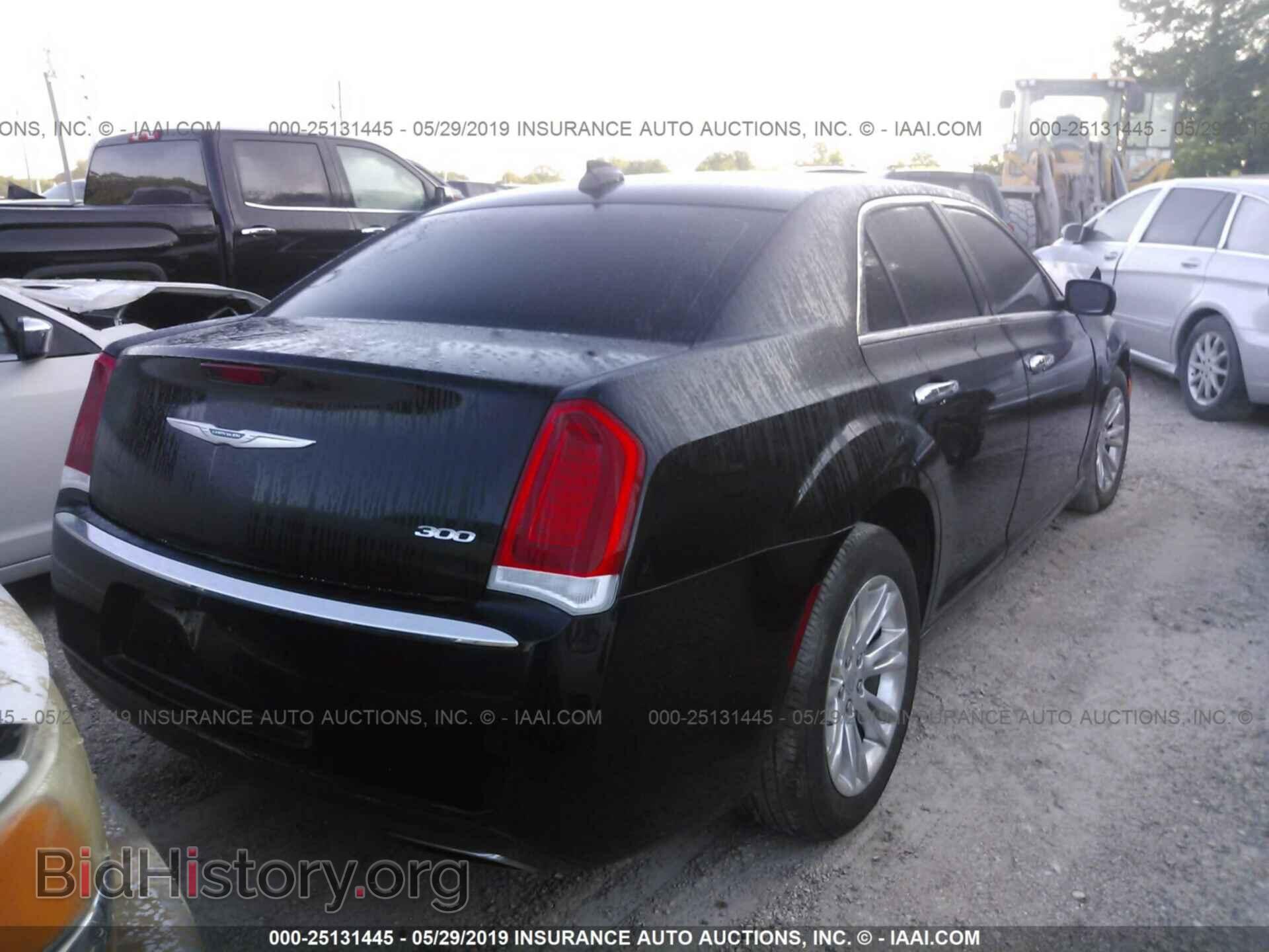 2017 CHRYSLER 300 - VIN: 2C3CCAAG1HH645922 - Фото 4