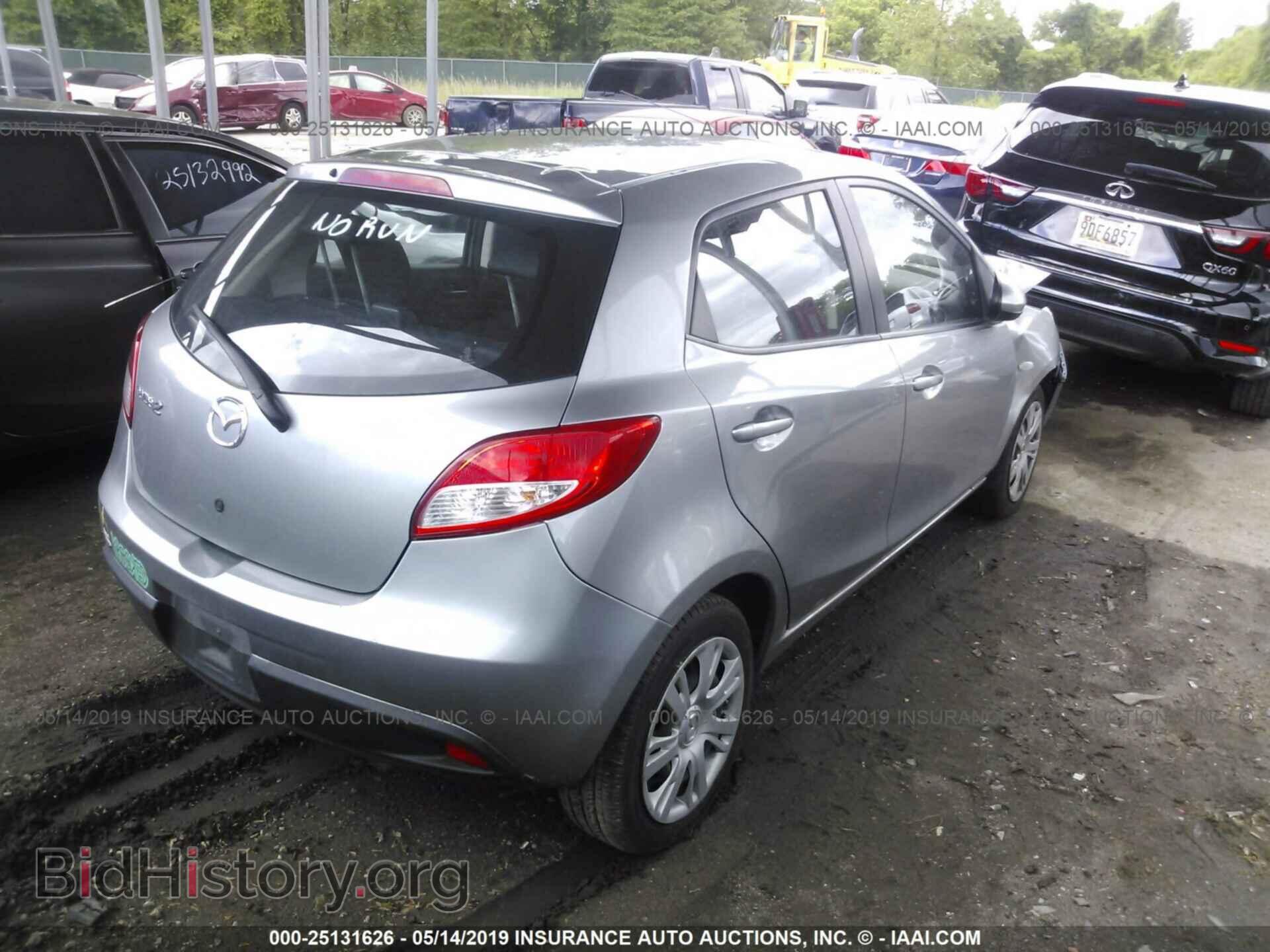 2014 MAZDA MAZDA2 - VIN: JM1DE1KZ5E0182807 - Фото 4