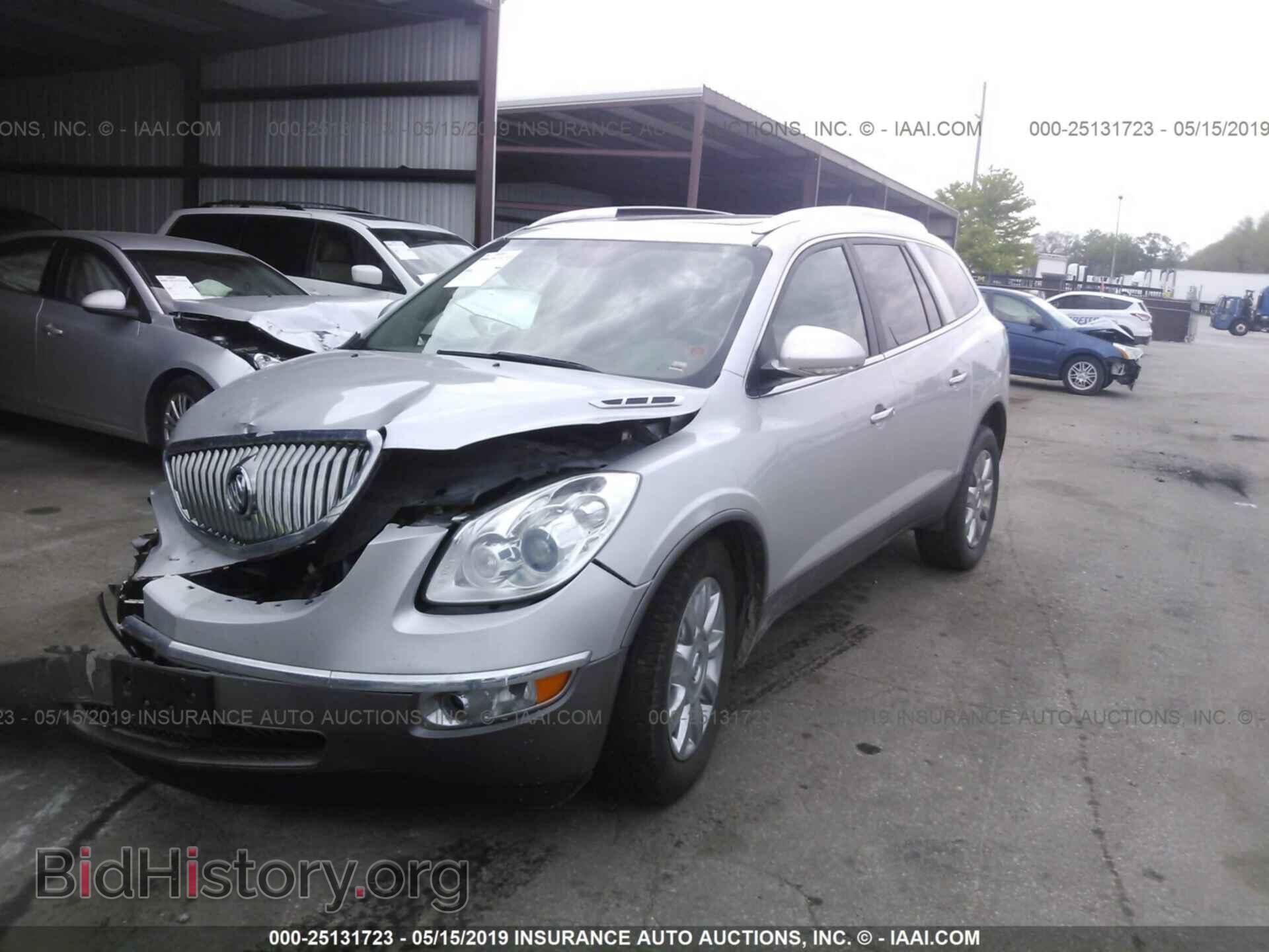 2011 BUICK ENCLAVE - VIN: 5GAKVBED9BJ378754 - Фото 2