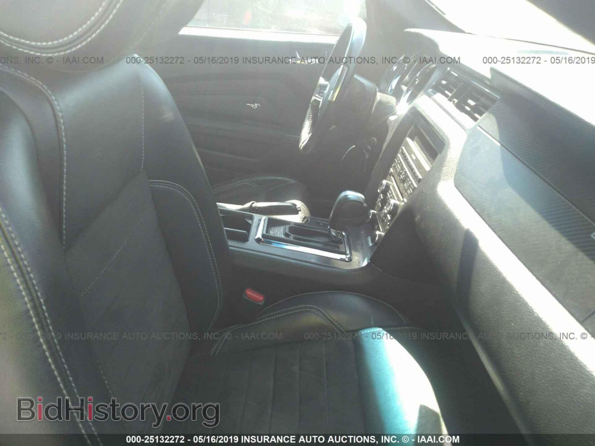 2013 FORD MUSTANG - VIN: 1ZVBP8CF0D5262058 - Фото 5