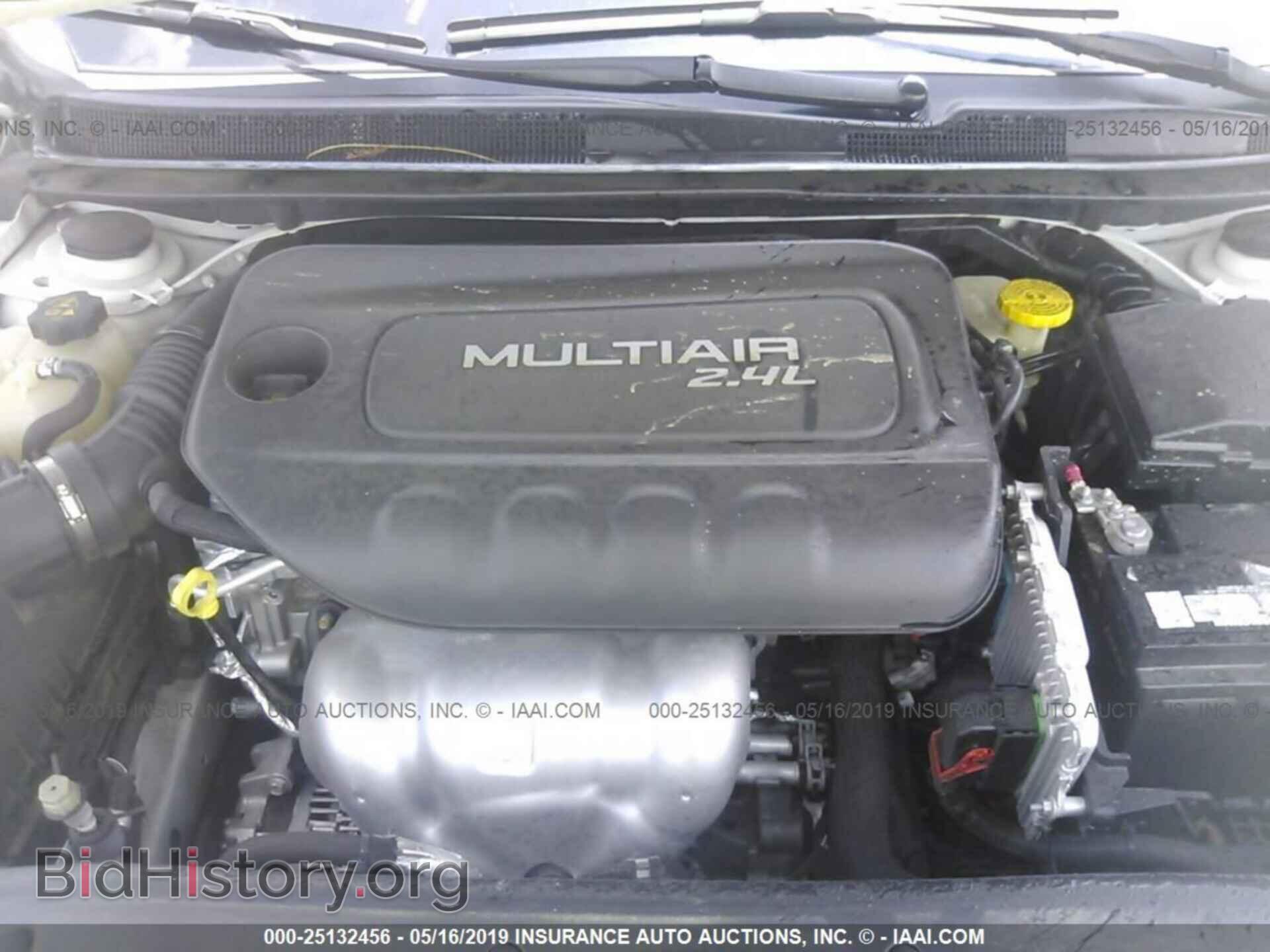 2016 CHRYSLER 200 - VIN: 1C3CCCAB0GN154490 - Photo 10