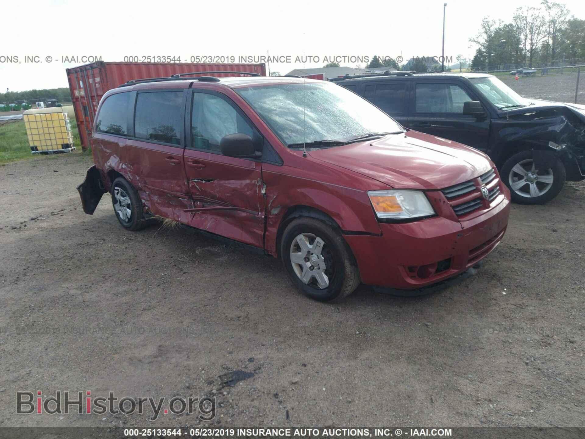 Photo 2D4RN4DE6AR132860 - DODGE GRAND CARAVAN 2010