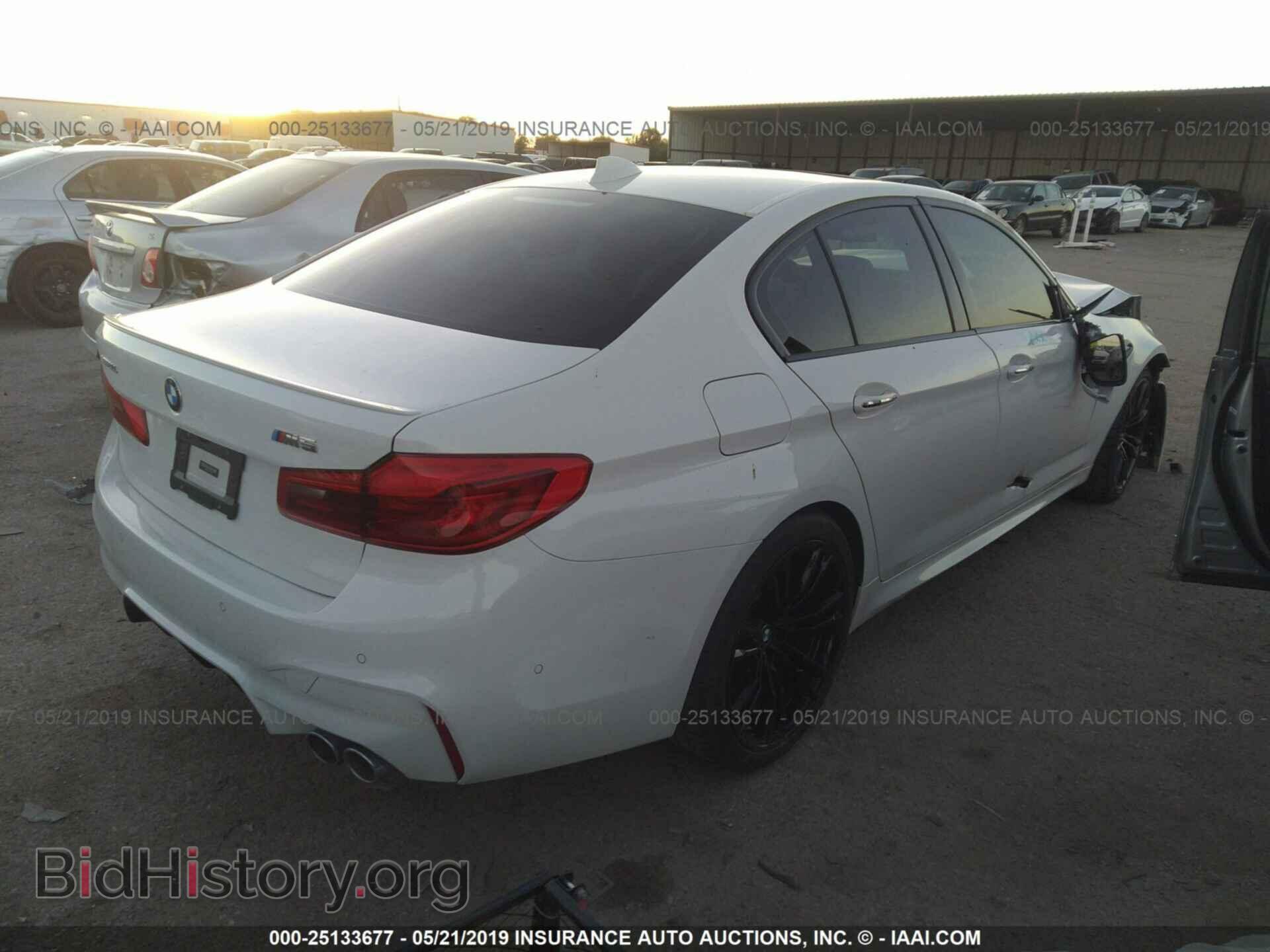 2018 BMW M5 - VIN: WBSJF0C51JB282495 - Фото 4