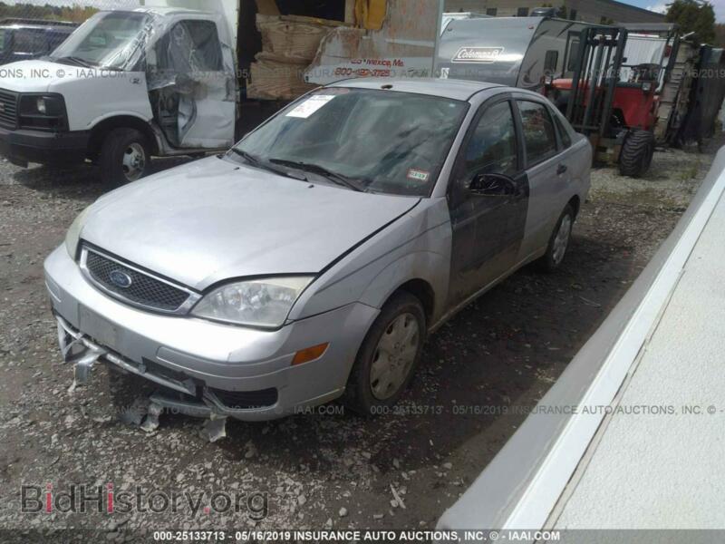 2007 Ford FOCUS (VIN 1FAFP34N97W251982) — фото 2 из 10