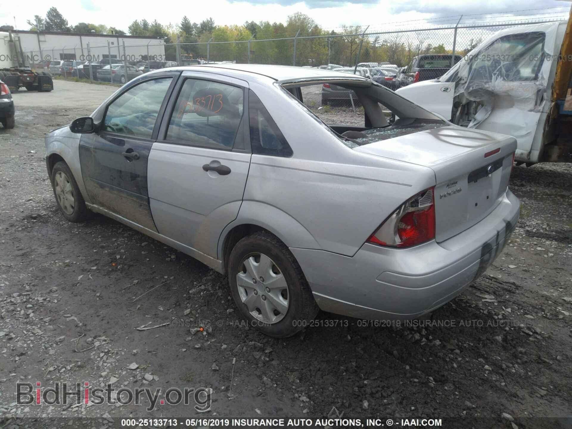 2007 FORD FOCUS - VIN: 1FAFP34N97W251982 - Фото 3
