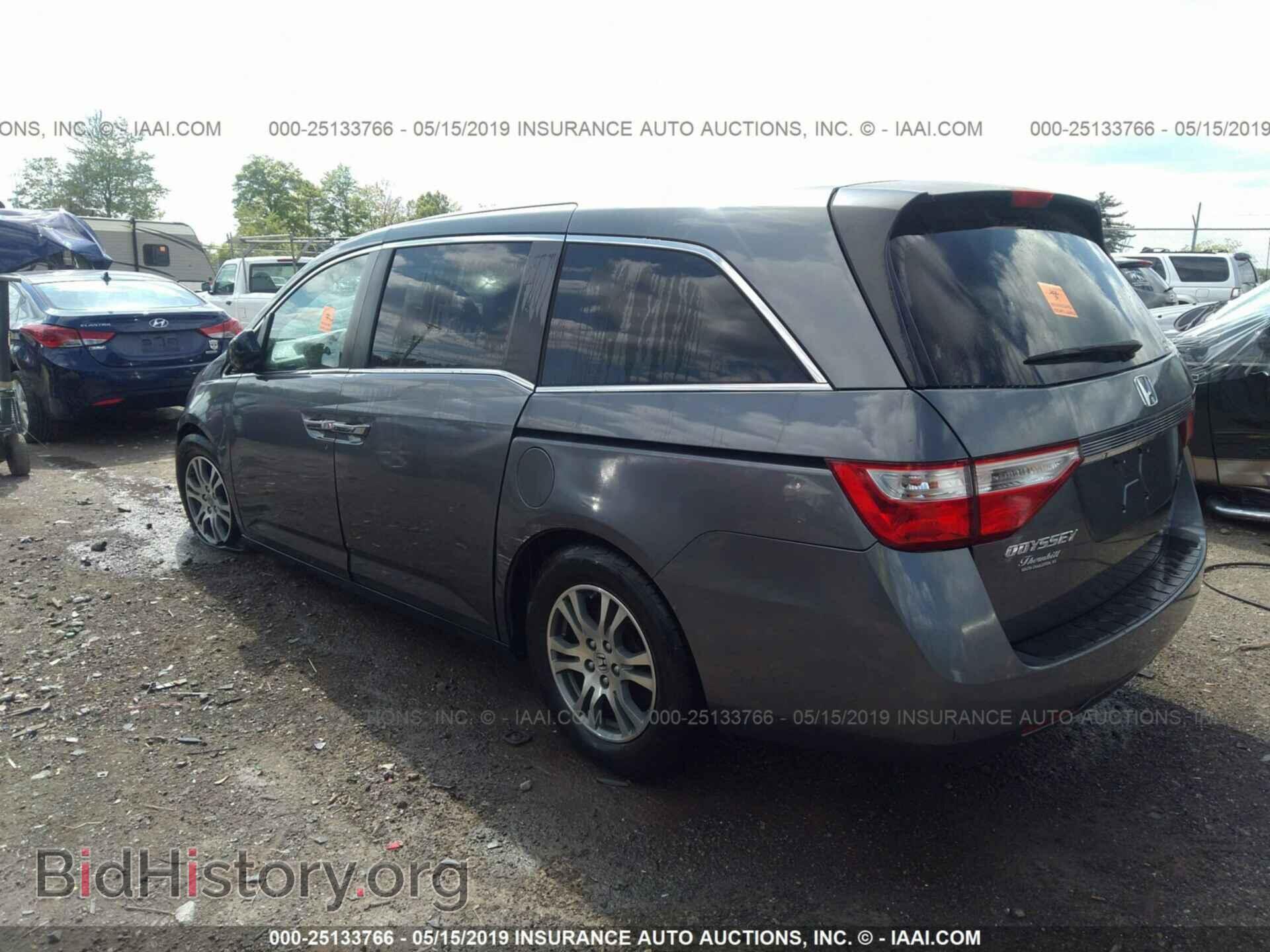 2011 HONDA ODYSSEY - VIN: 5FNRL5H4XBB098364 - Фото 3