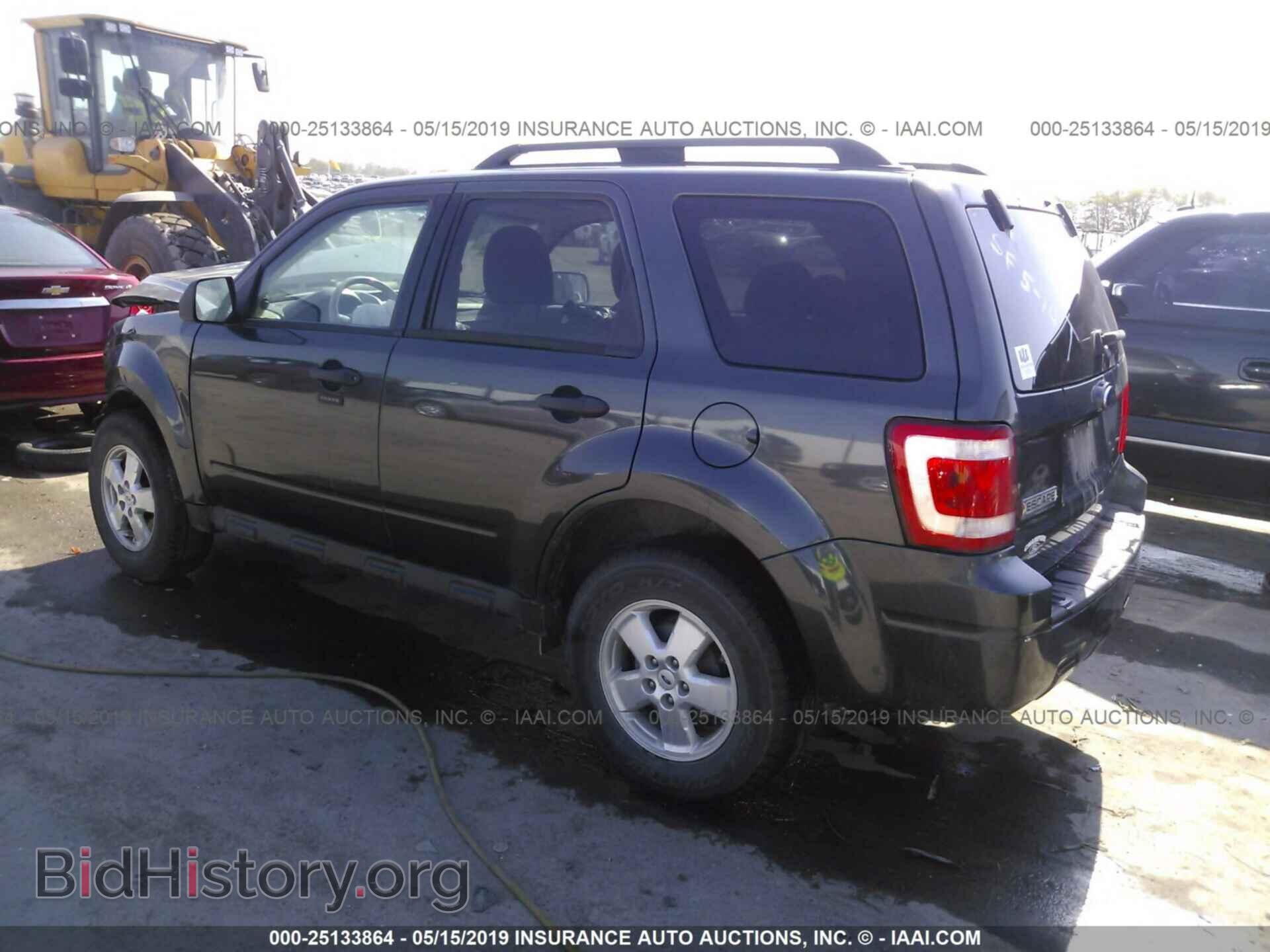 2009 FORD ESCAPE - VIN: 1FMCU03709KD04341 - Фото 3