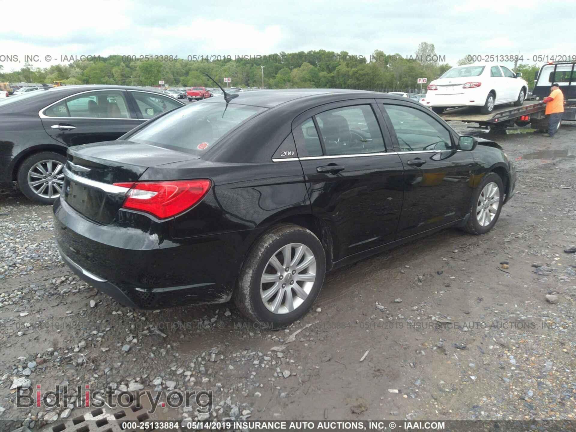 2011 CHRYSLER 200 - VIN: 1C3BC1FB0BN543258 - Фото 4