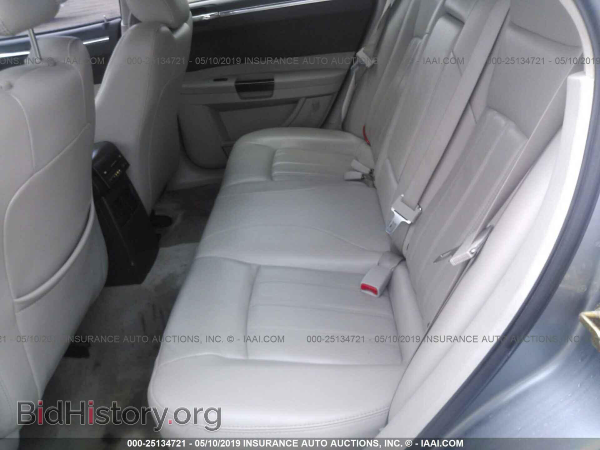 2006 CHRYSLER 300C - VIN: 2C3KA63H46H399241 - Фото 8