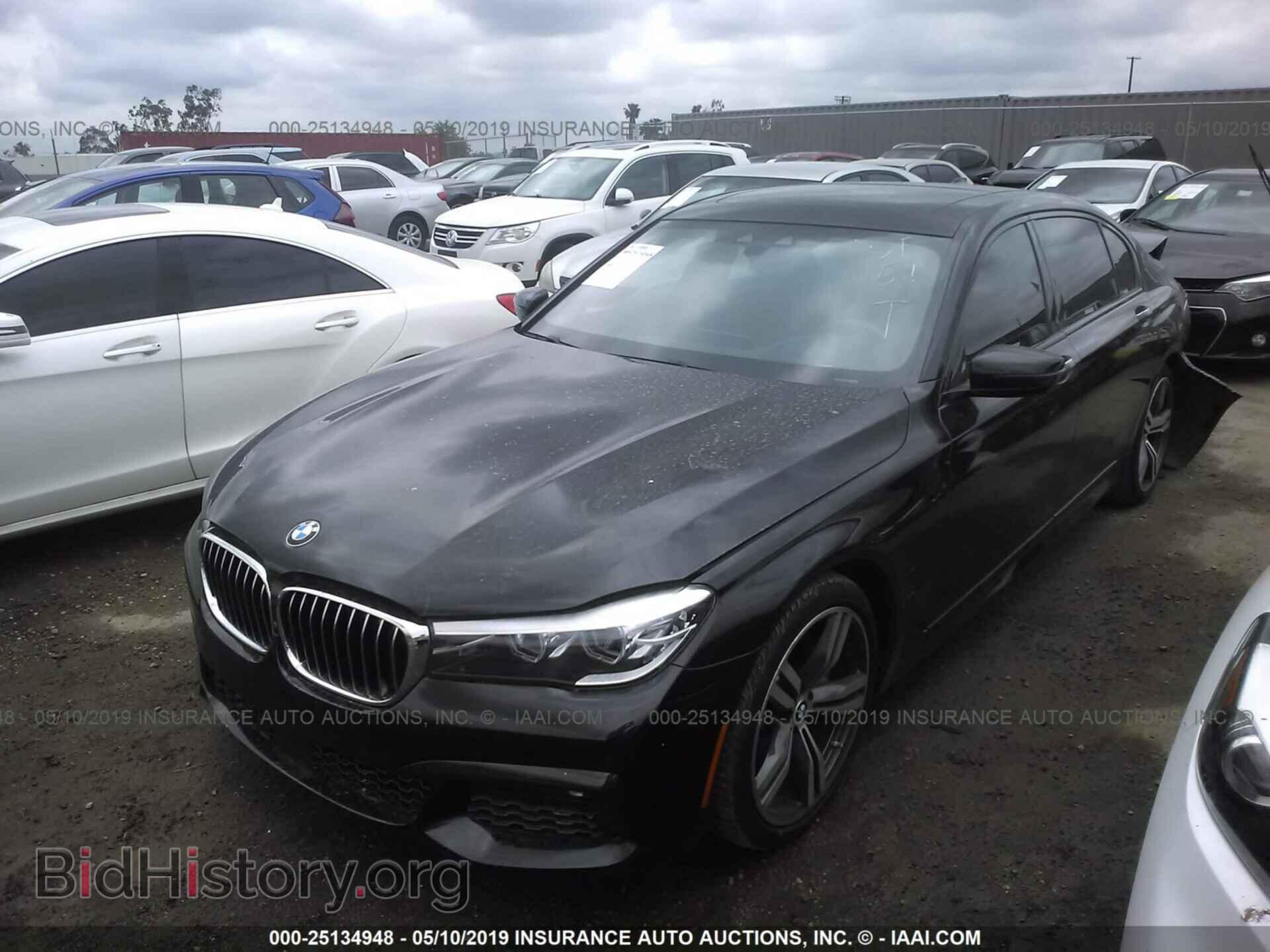 2016 BMW 740 - VIN: WBA7E2C55GG738796 - Фото 2