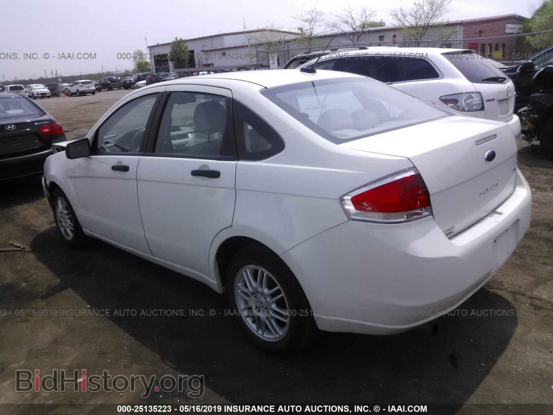 2011 FORD FOCUS - VIN: 1FAHP3FN4BW112325 - Фото 3
